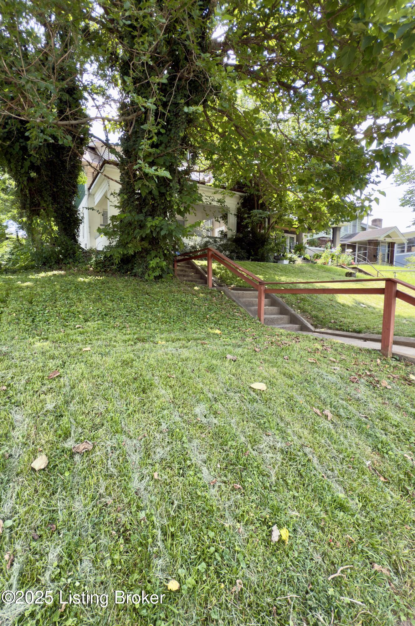 153 N Bellaire Ave Property Photo 6