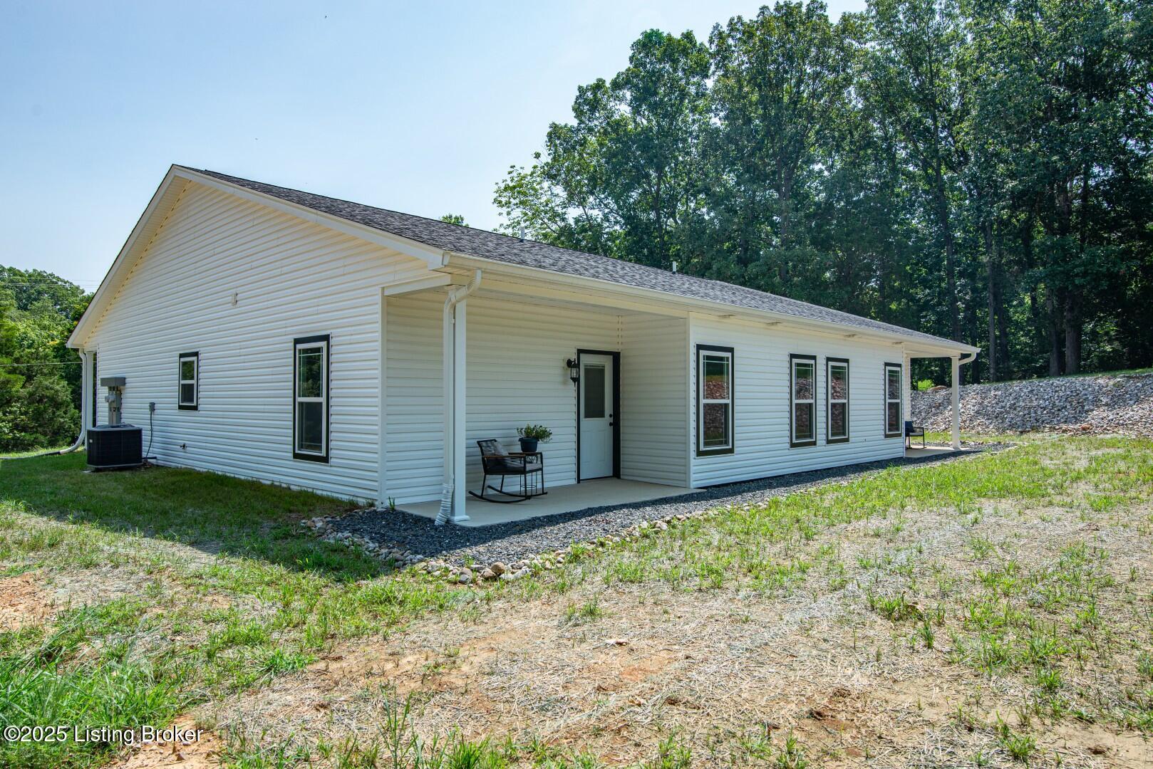 295 Piping Rock Rd Rd Property Photo 6