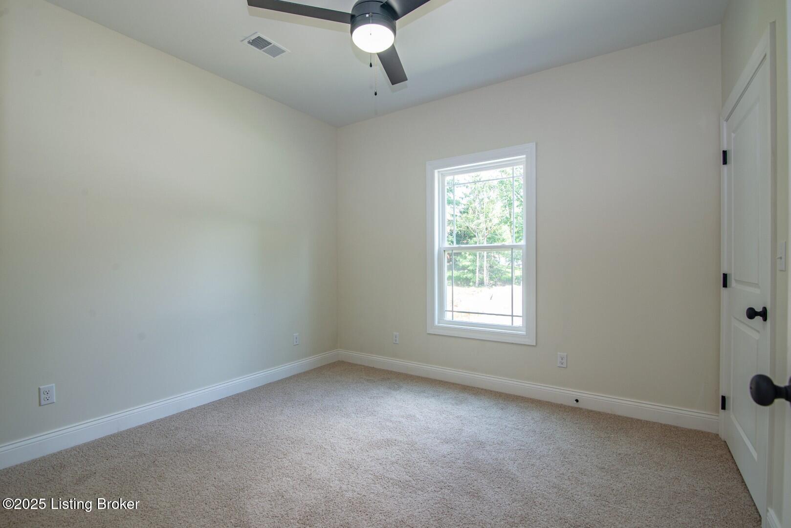 295 Piping Rock Rd Rd Property Photo 32