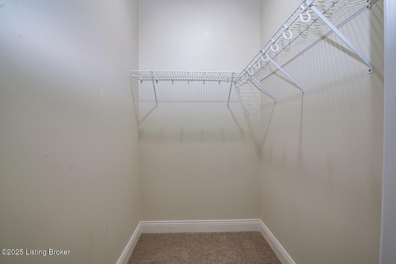 295 Piping Rock Rd Rd Property Photo 36