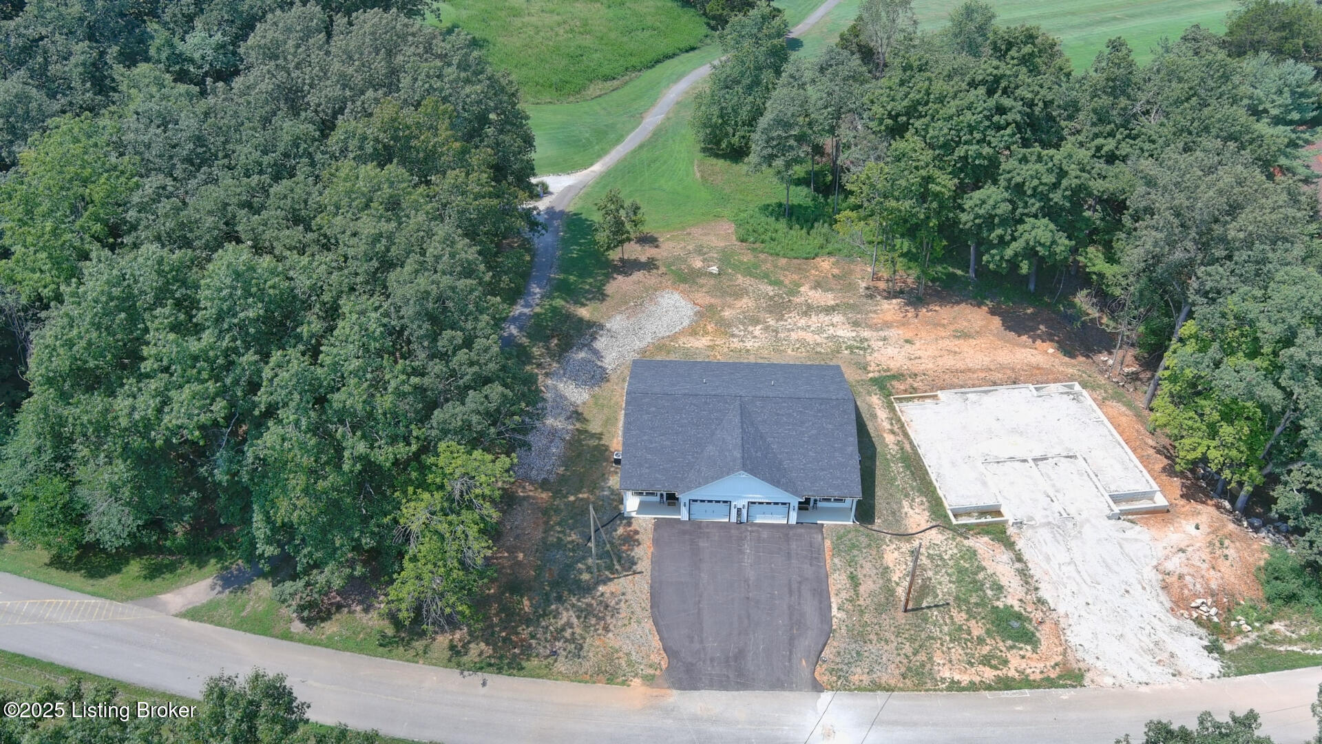 295 Piping Rock Rd Rd Property Photo 45