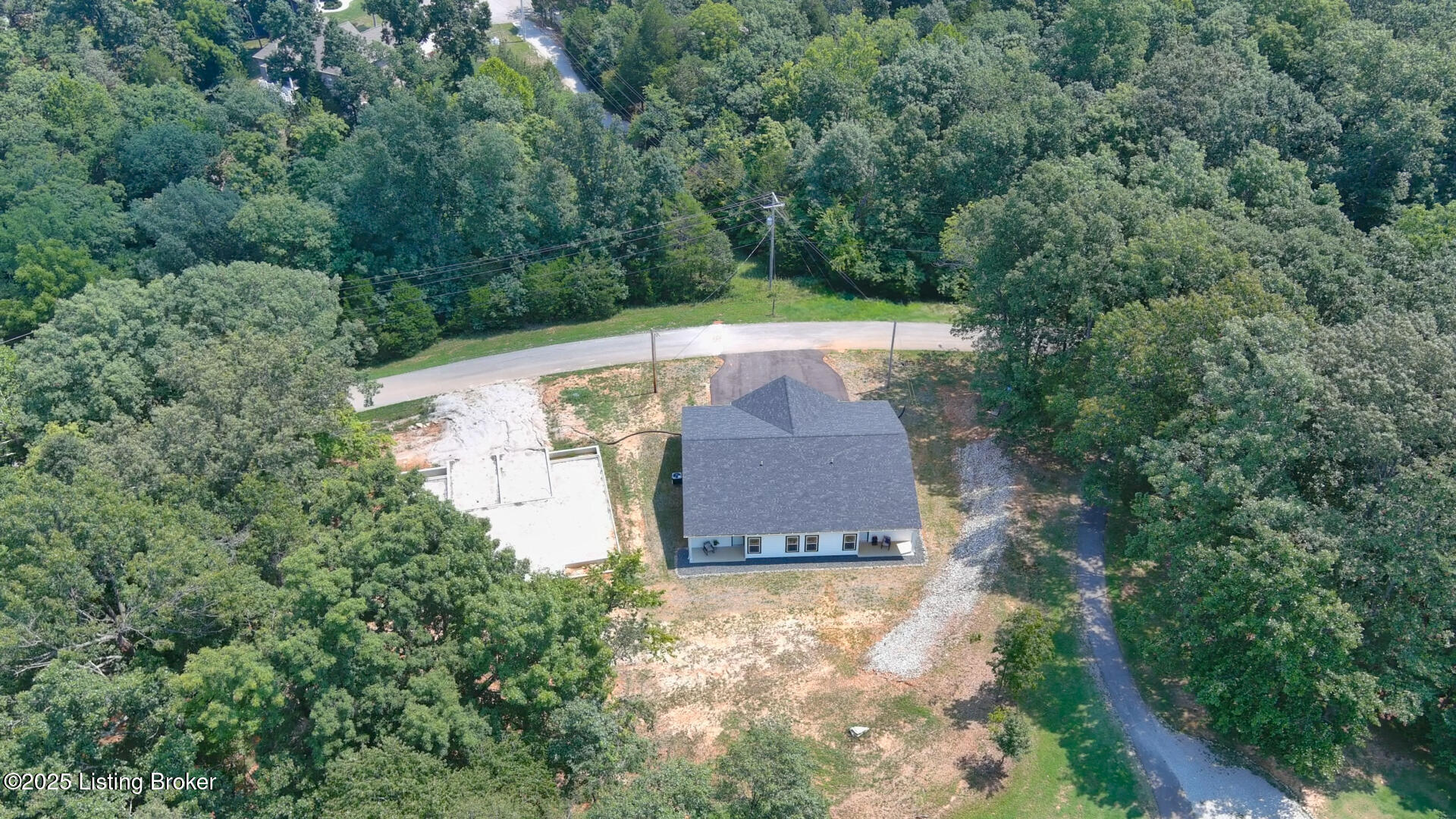 295 Piping Rock Rd Rd Property Photo 55