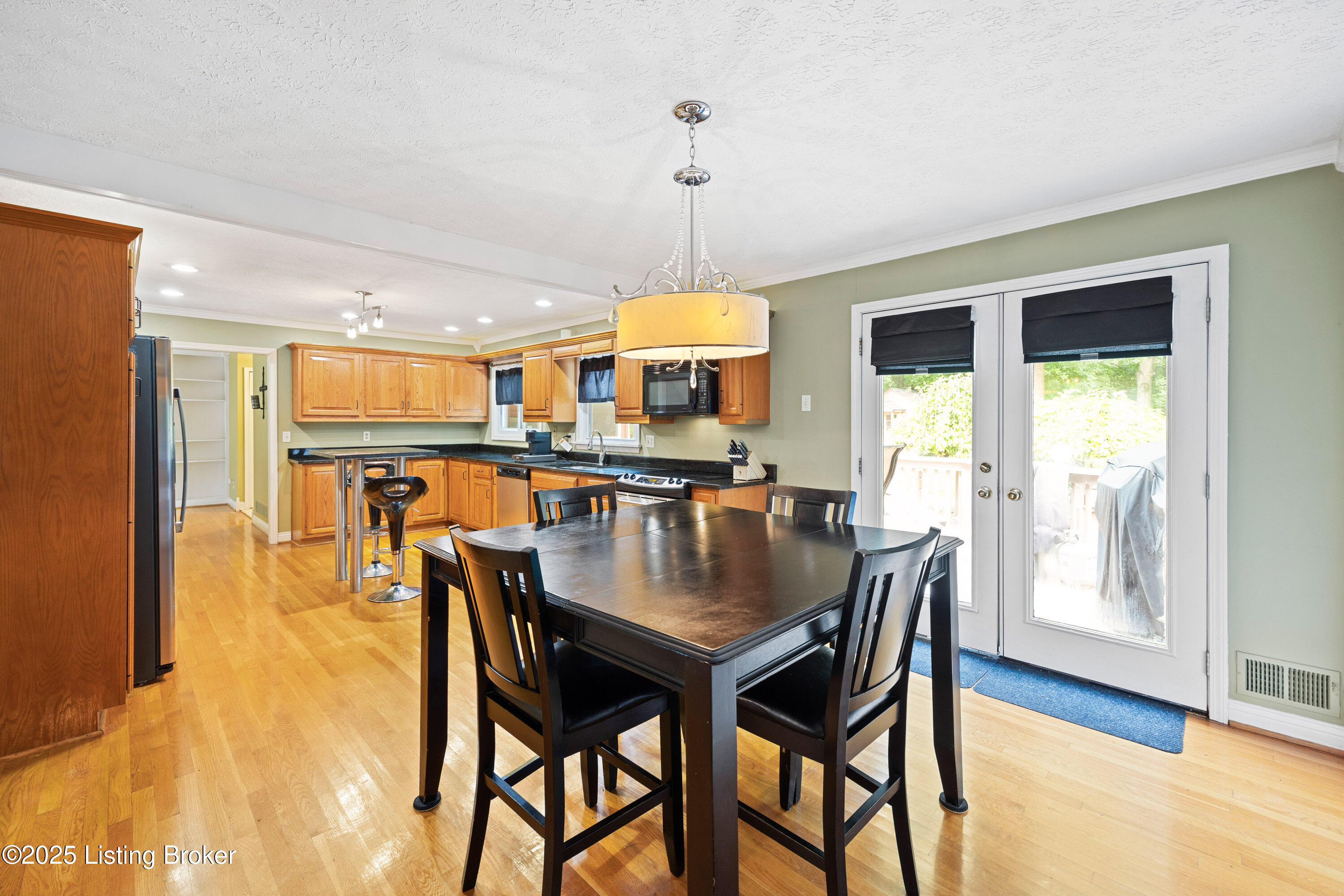 8111 Barbour Manor Dr Property Photo 17
