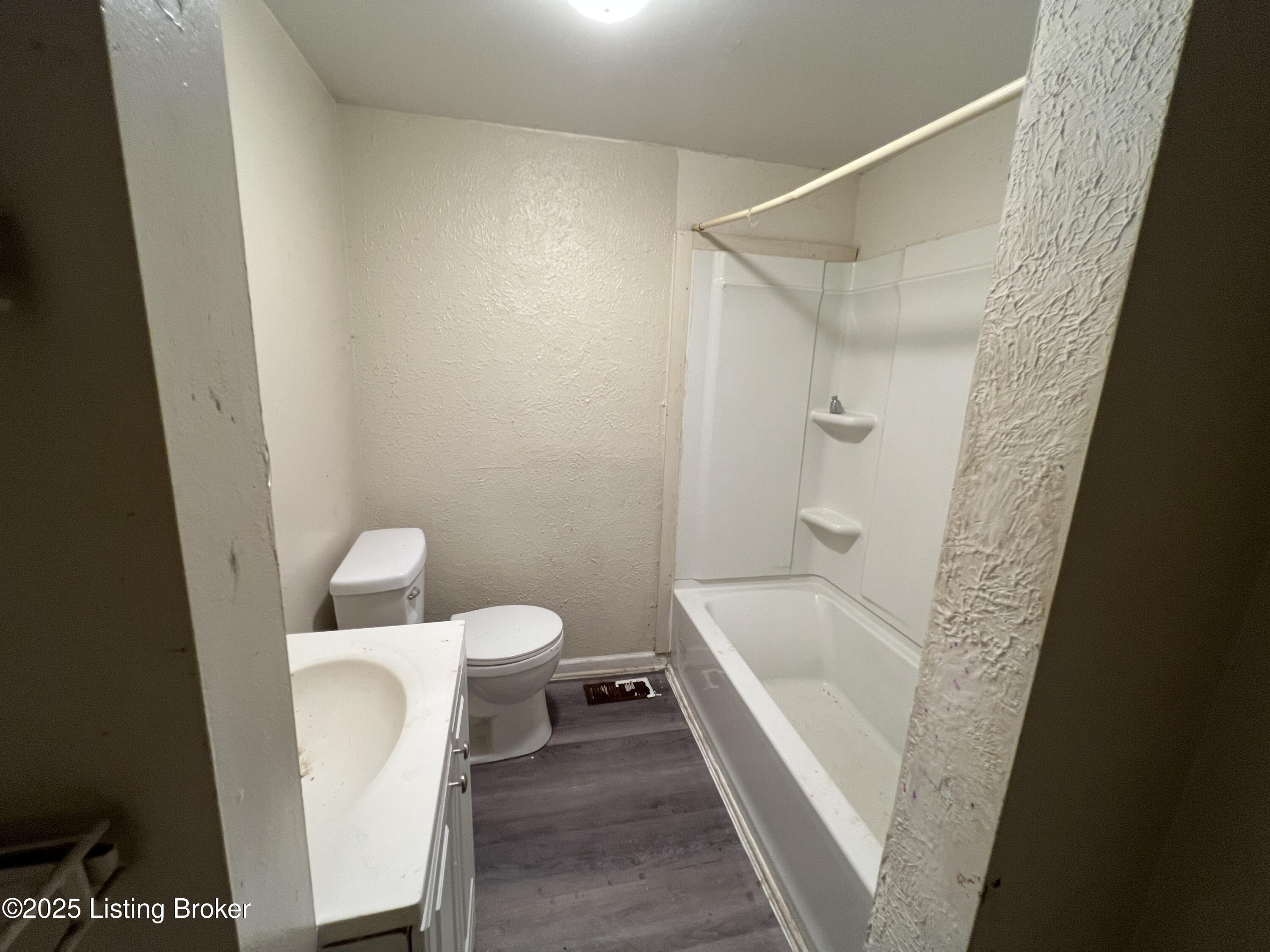 1009 S 29th St Property Photo 6