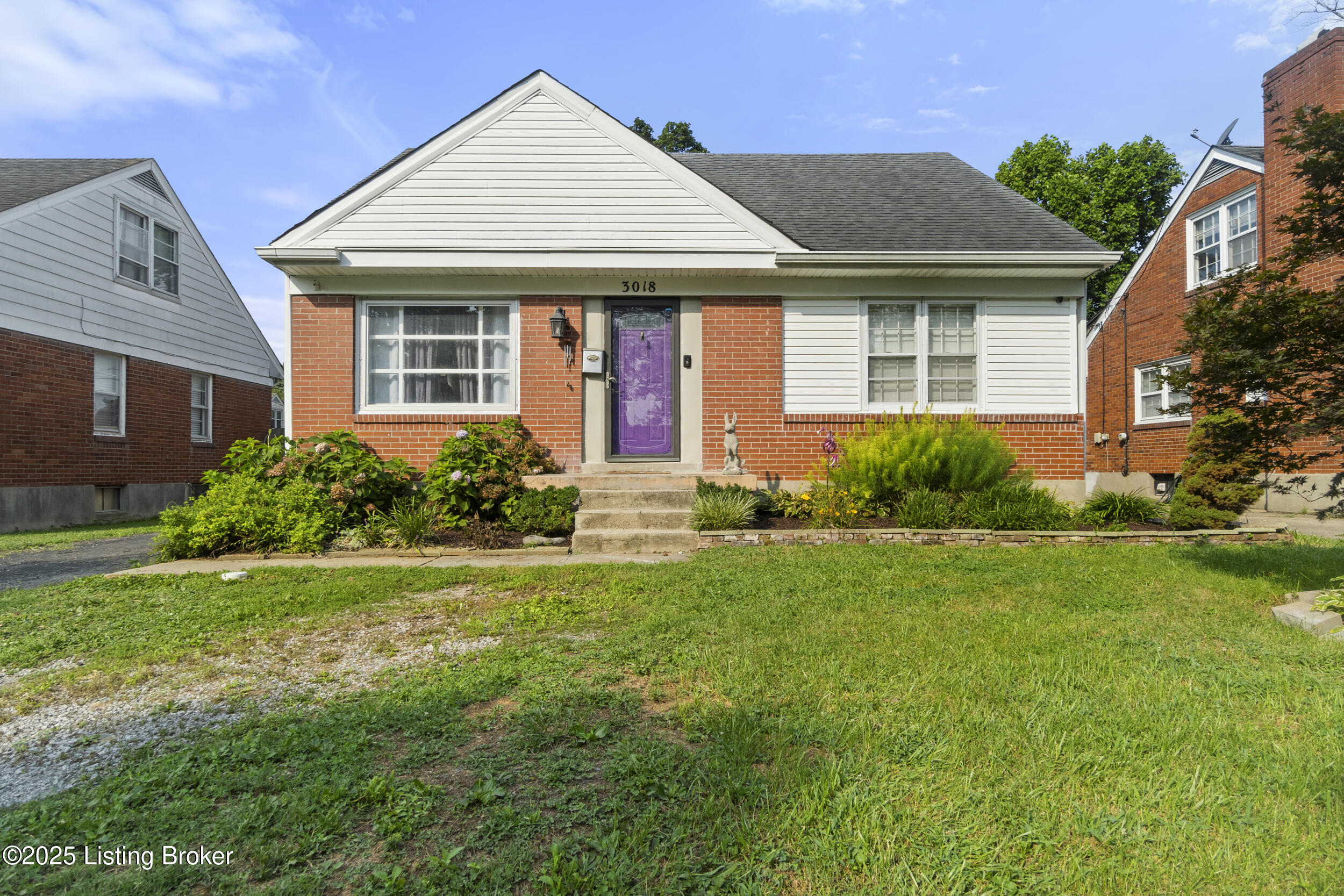 3018 Wedgewood Way Property Photo 1