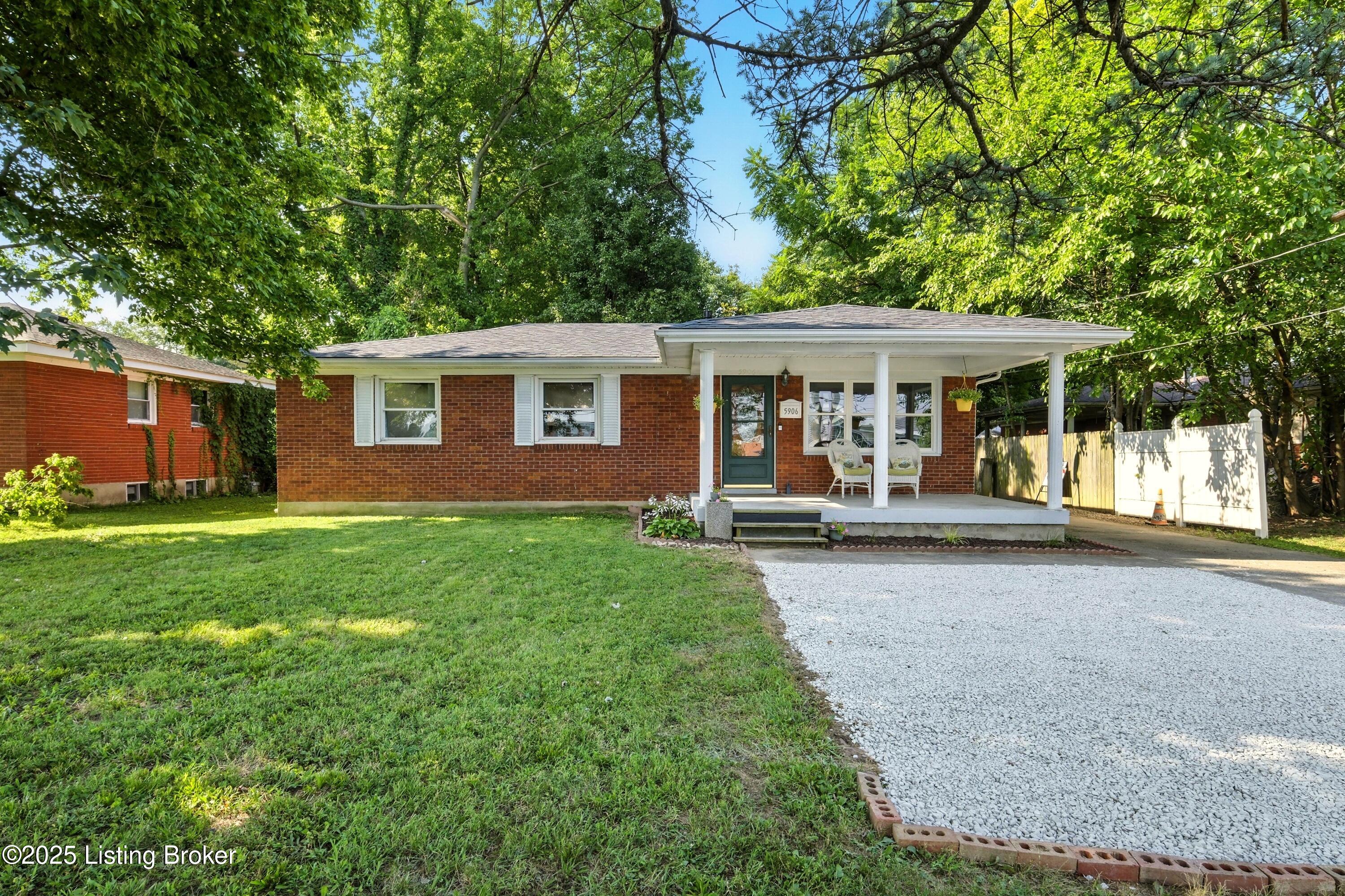5906 Greenwood Rd Property Photo 1
