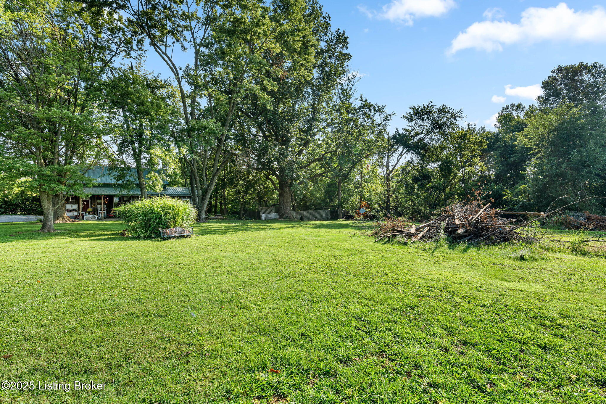 2613 Old Cedar Point Rd Property Photo 1