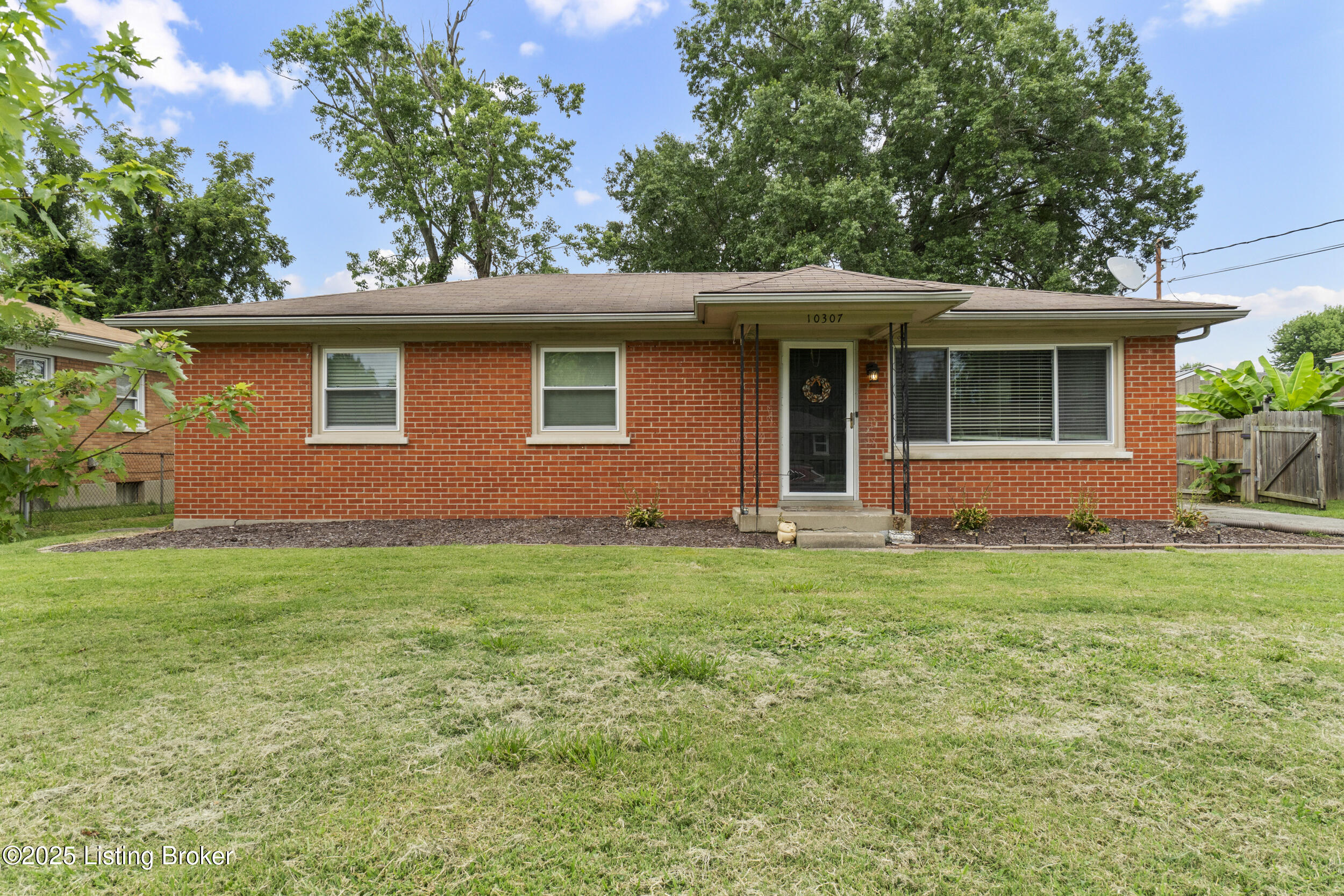 10307 Starlight Way Property Photo 1