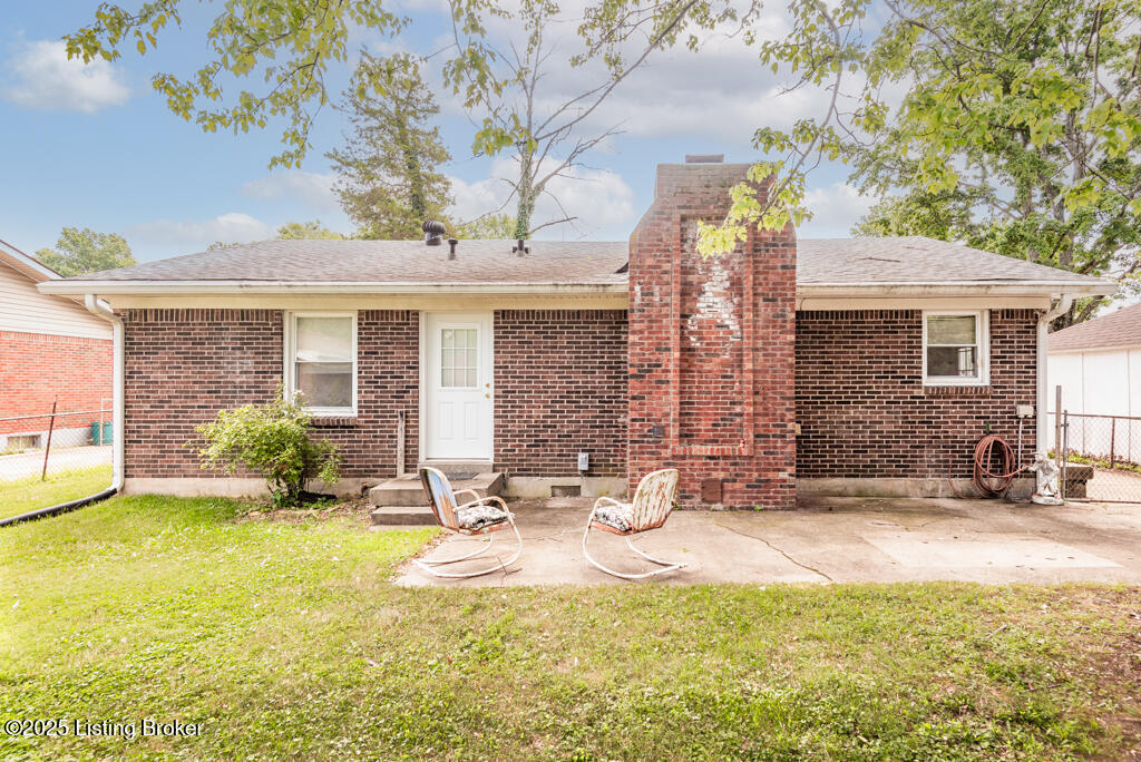6404 Terry Rd Property Photo 4