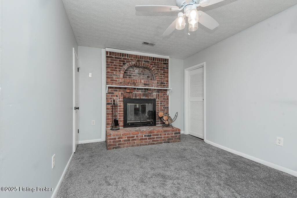 6404 Terry Rd Property Photo 13