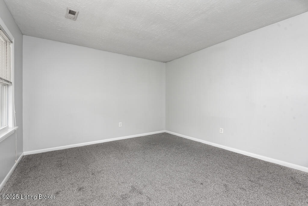 6404 Terry Rd Property Photo 23
