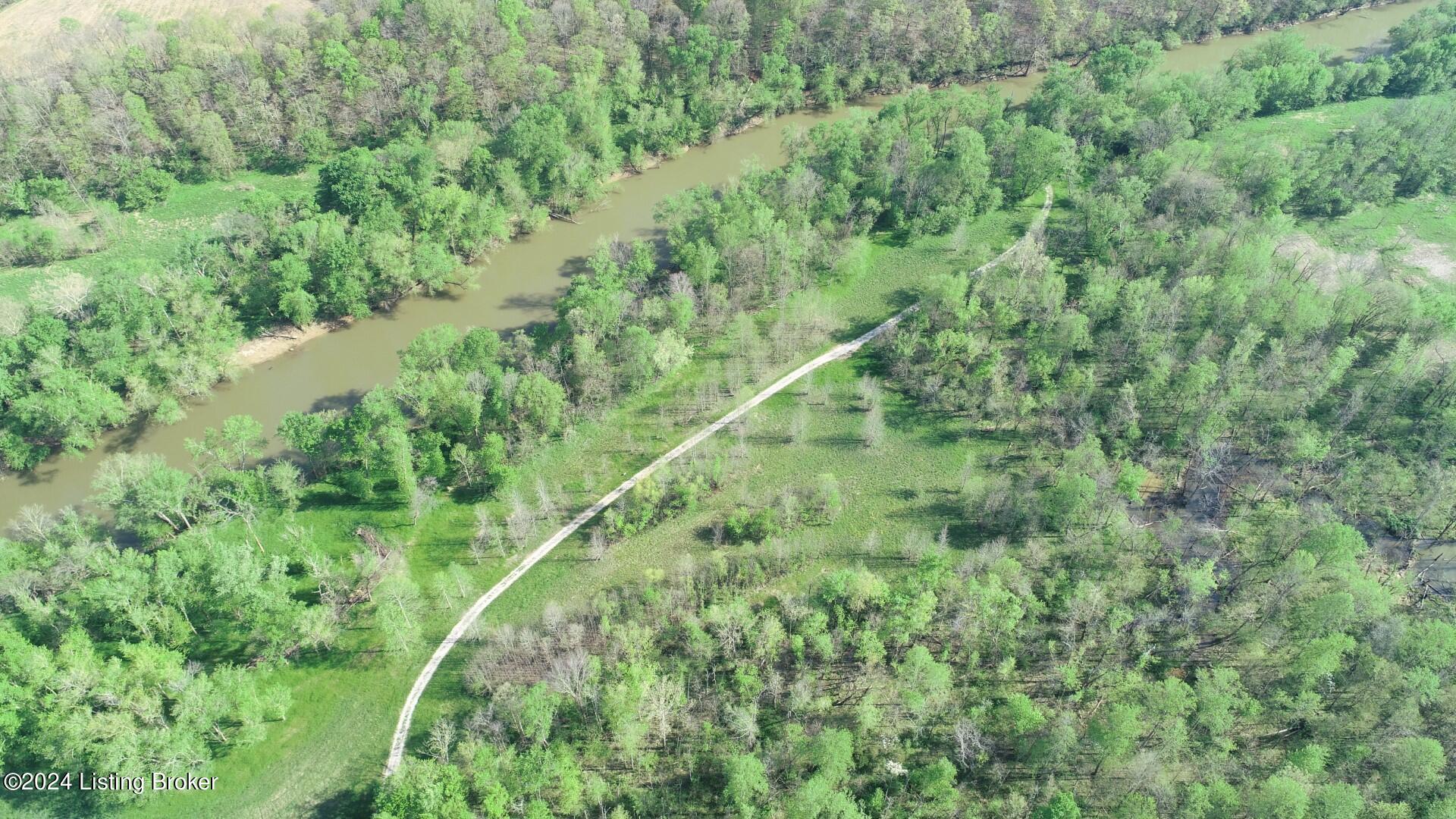 880 Round Bottom Rd Property Photo 7