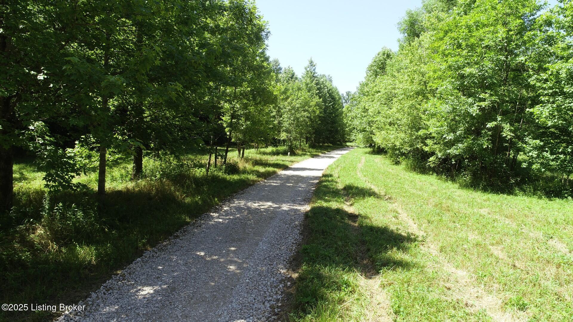 880 Round Bottom Rd Property Photo 11