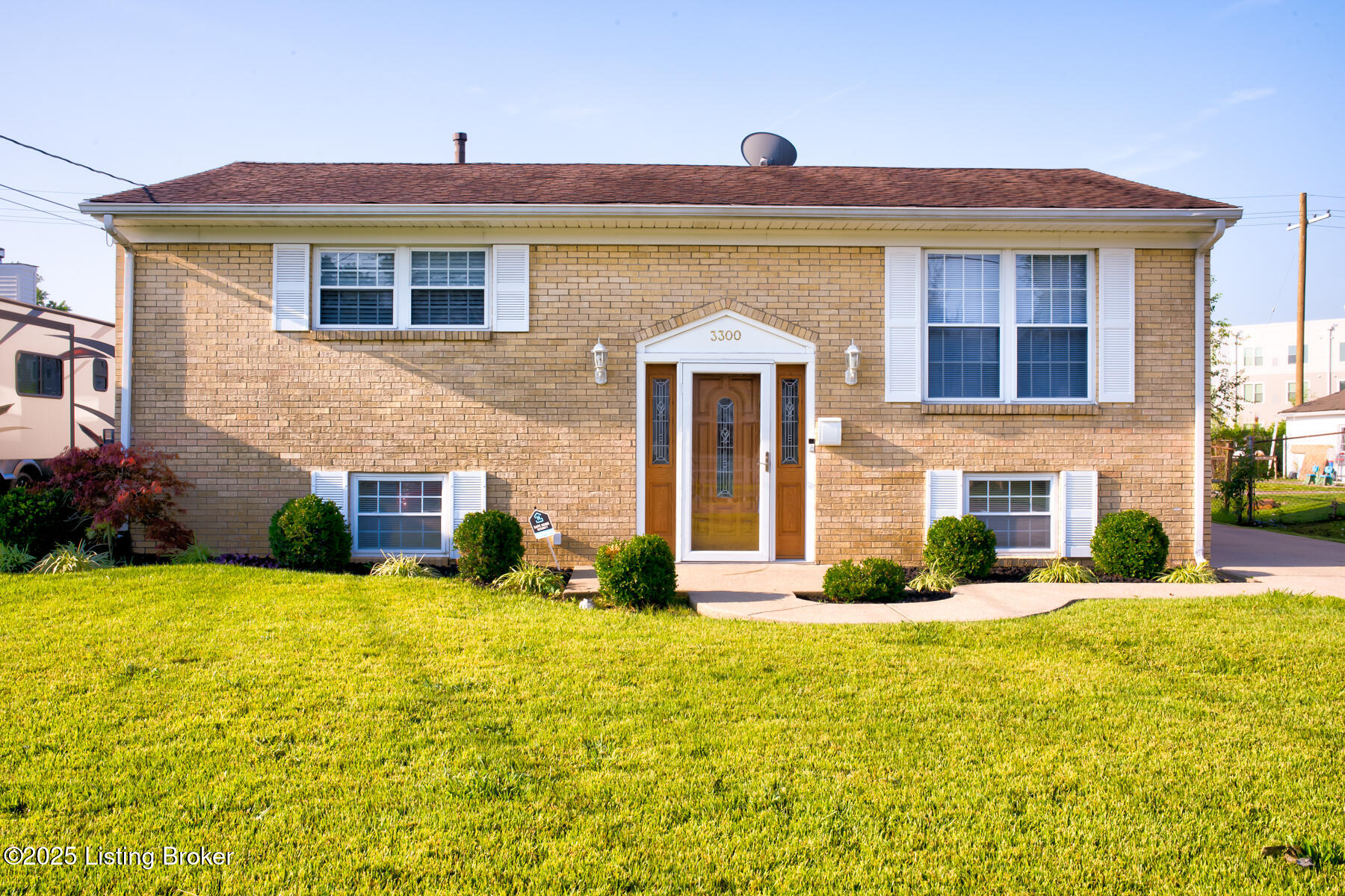 3300 Chinquapin Ln Property Photo 1