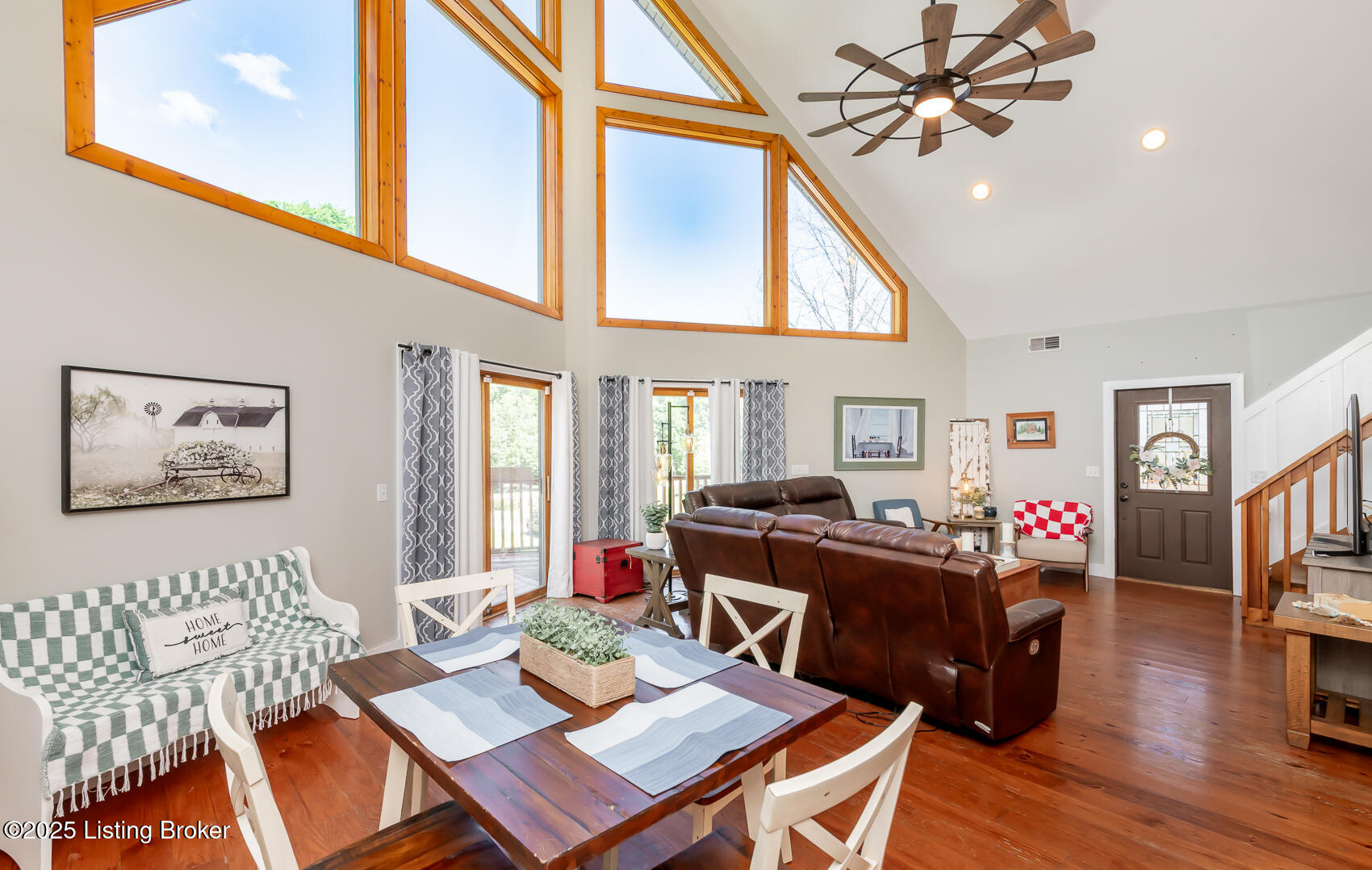 151 Pleasant Railway Property Photo 10