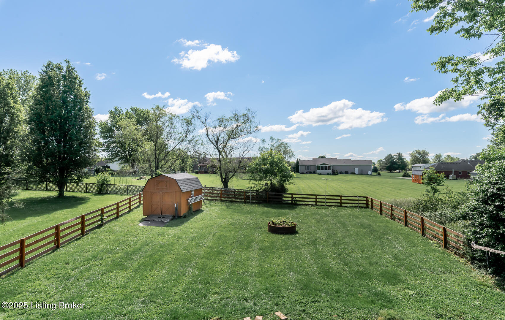 151 Pleasant Railway Property Photo 44
