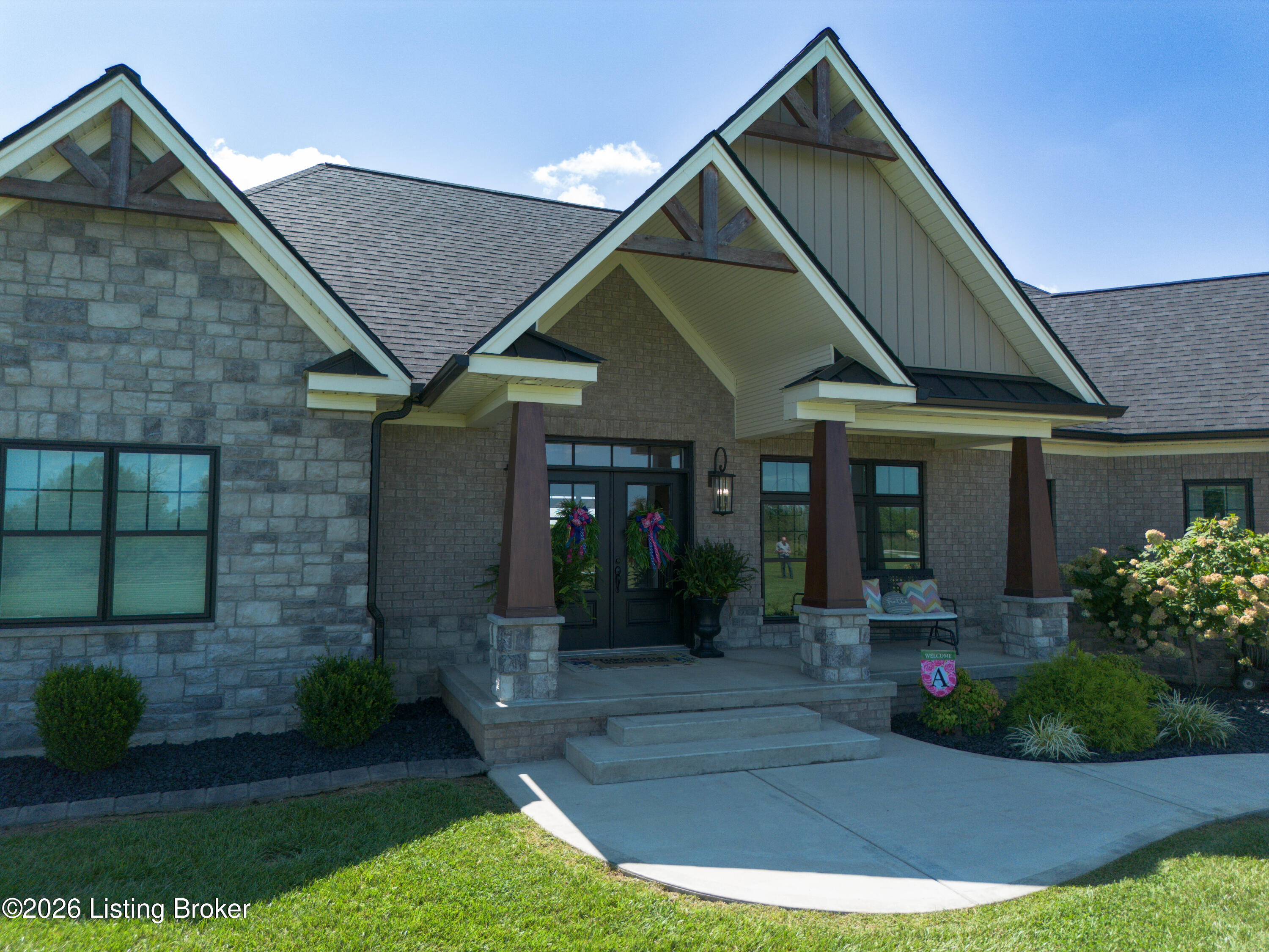188 Tingle Ln Property Photo 3