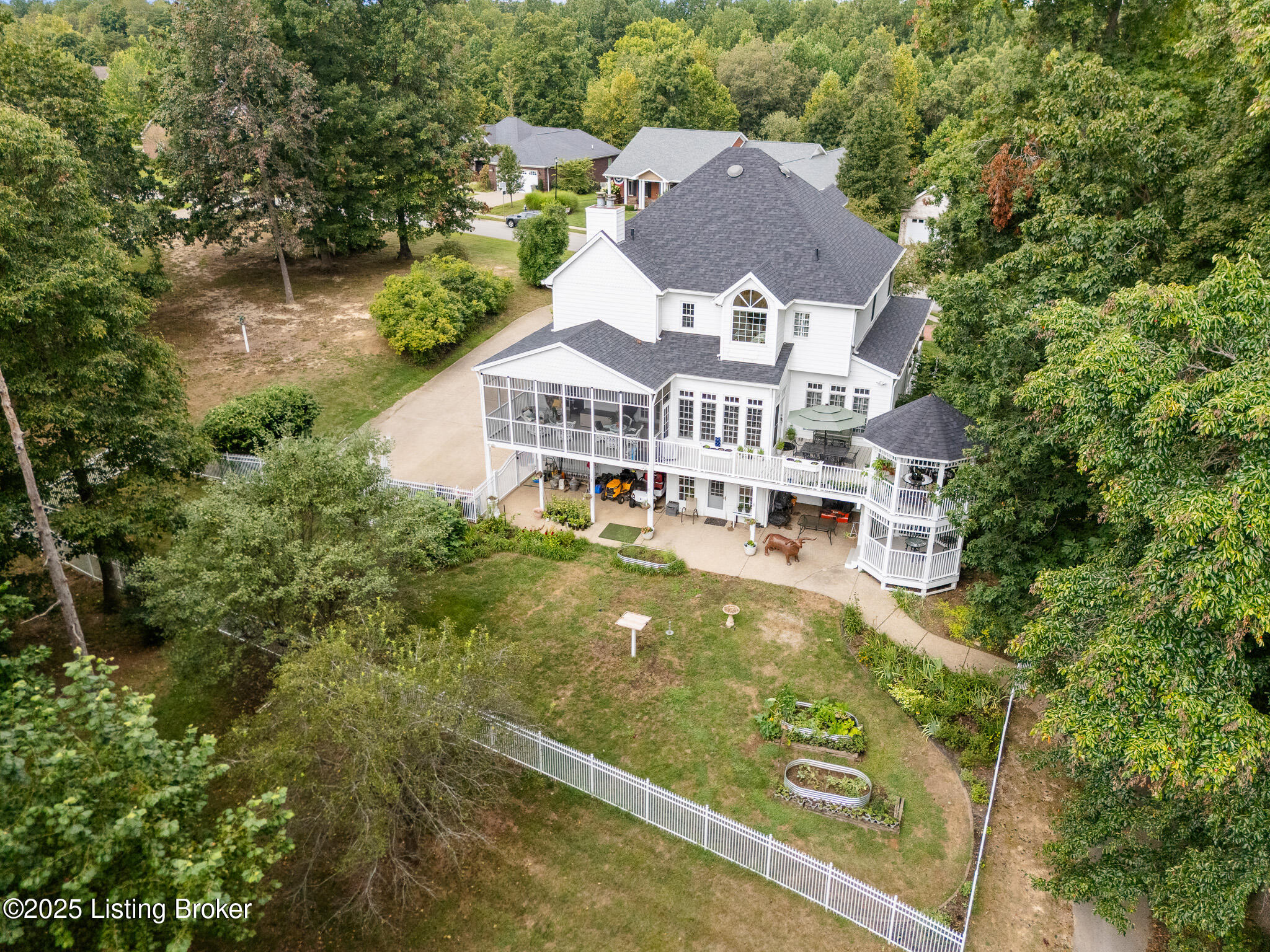 105 Anniston Way Property Photo 8