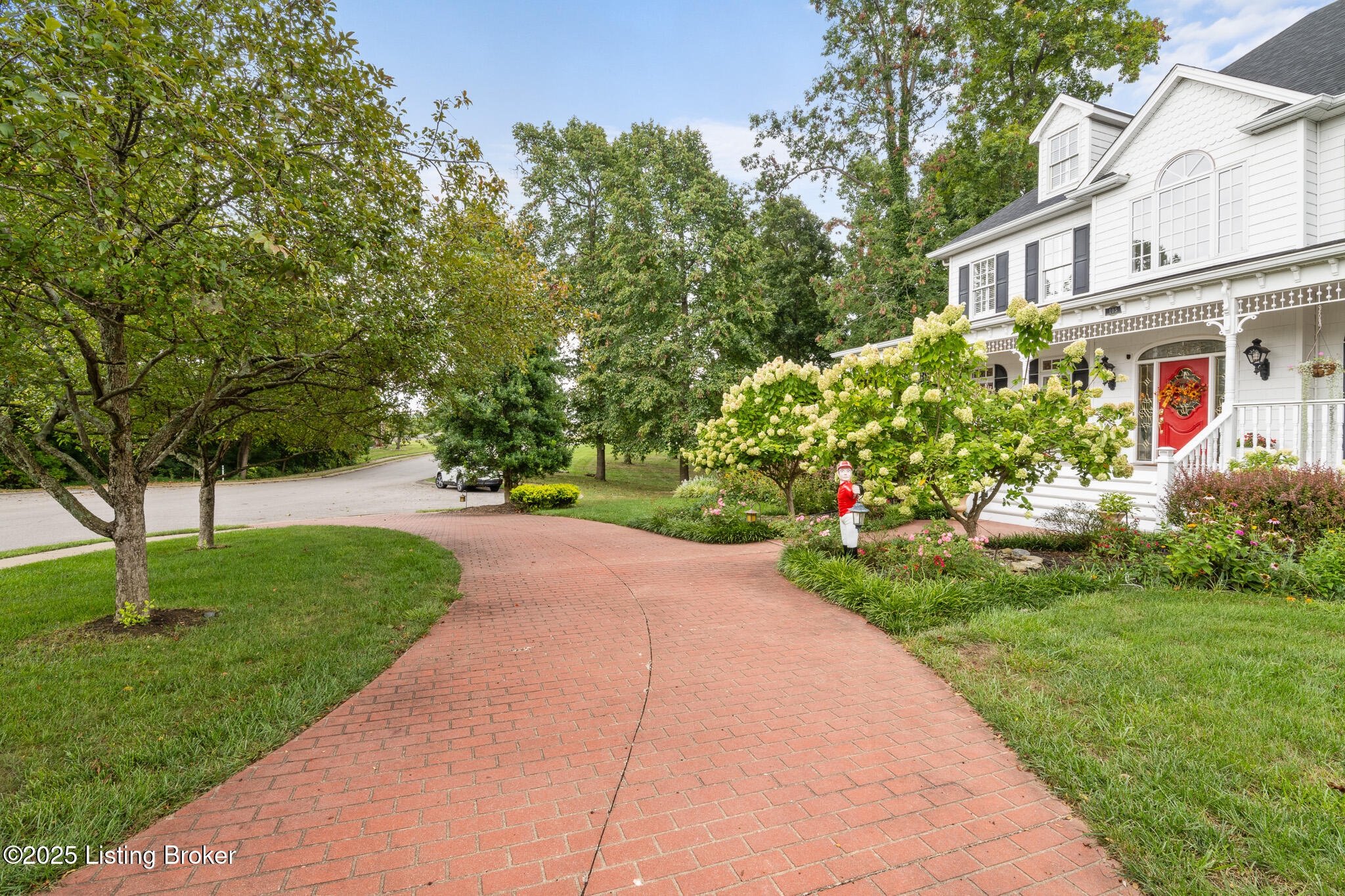 105 Anniston Way Property Photo 10