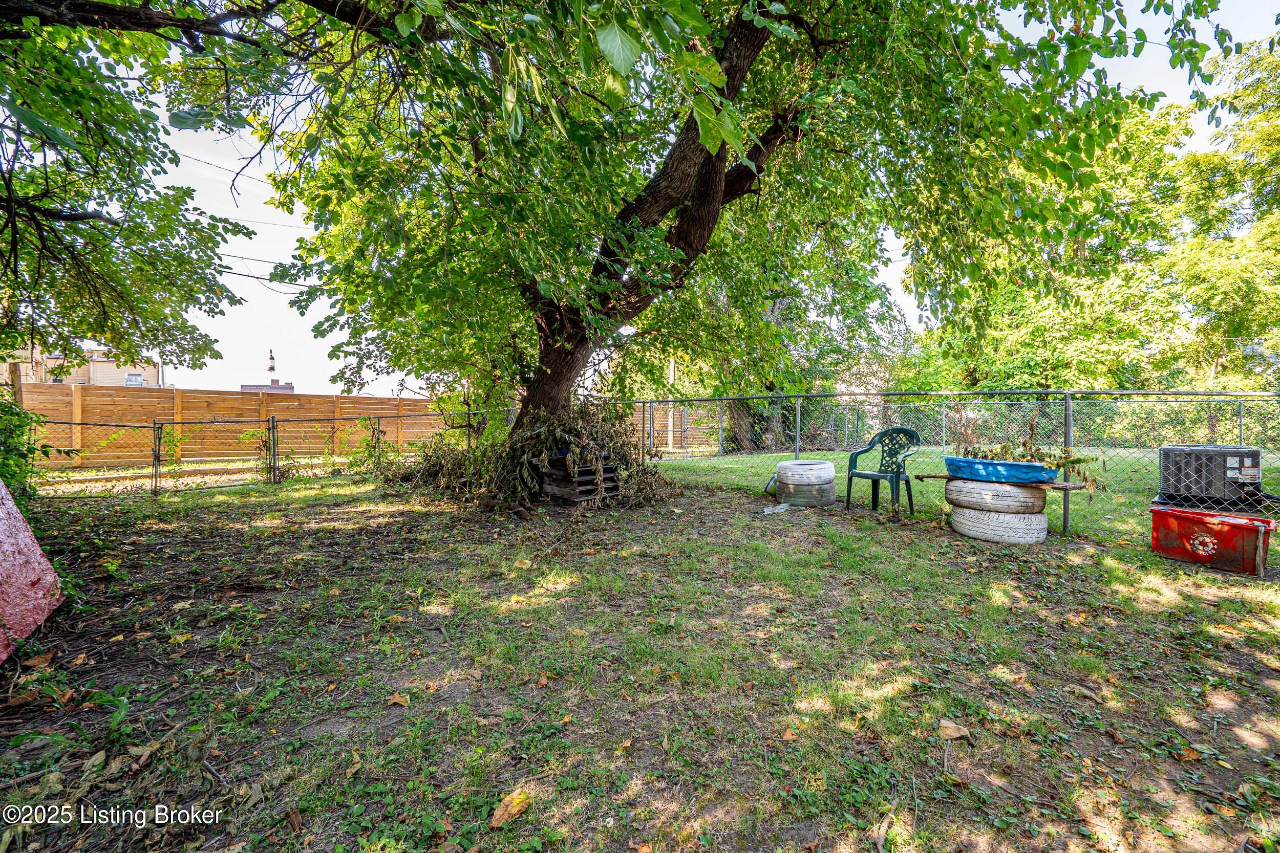 1812 Magazine St Property Photo 9
