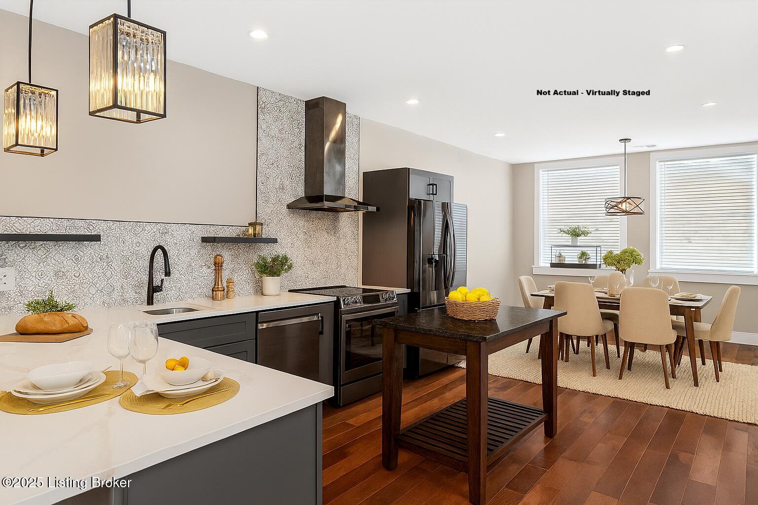 1529 W Market St Property Photo 23