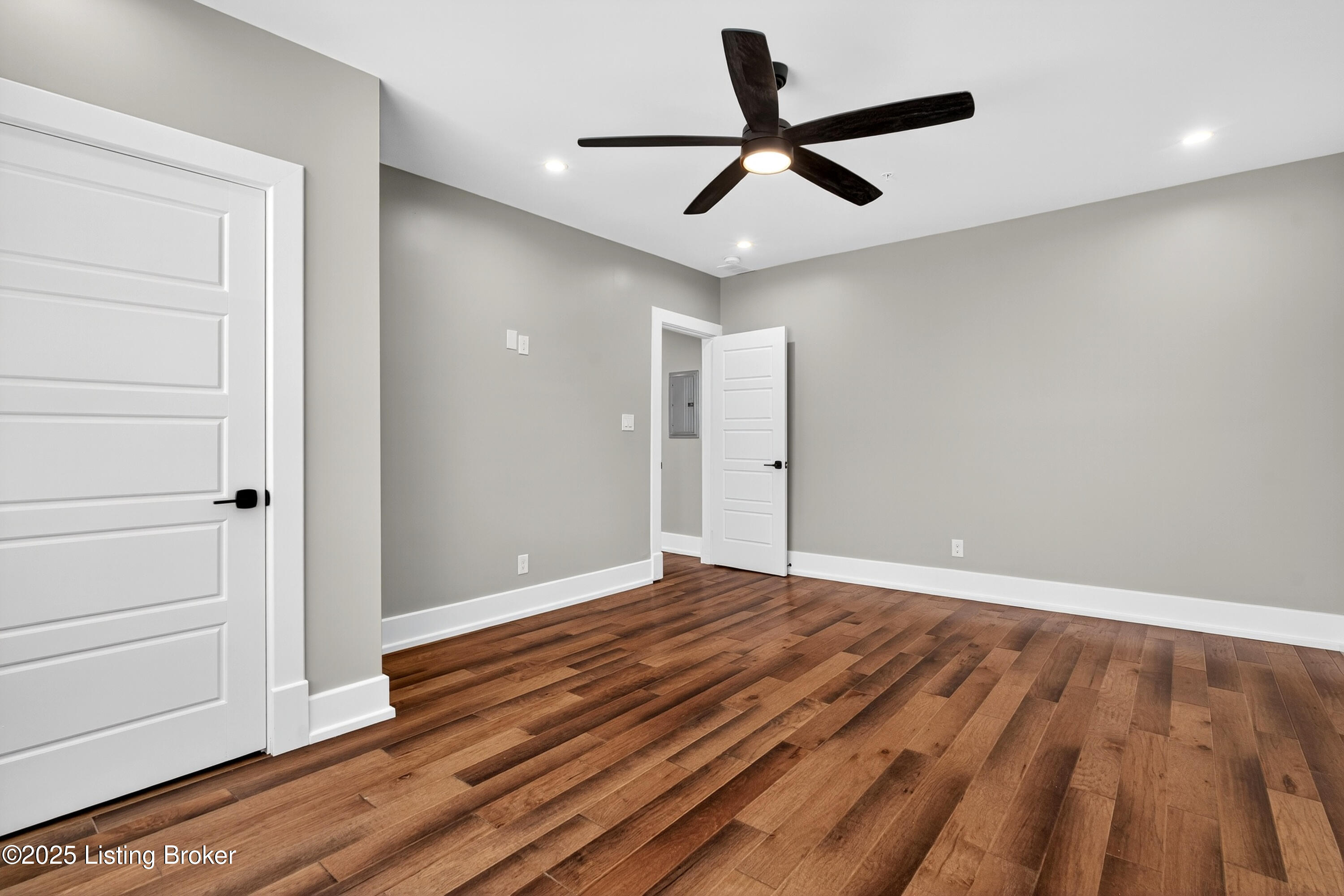 1529 W Market St Property Photo 35
