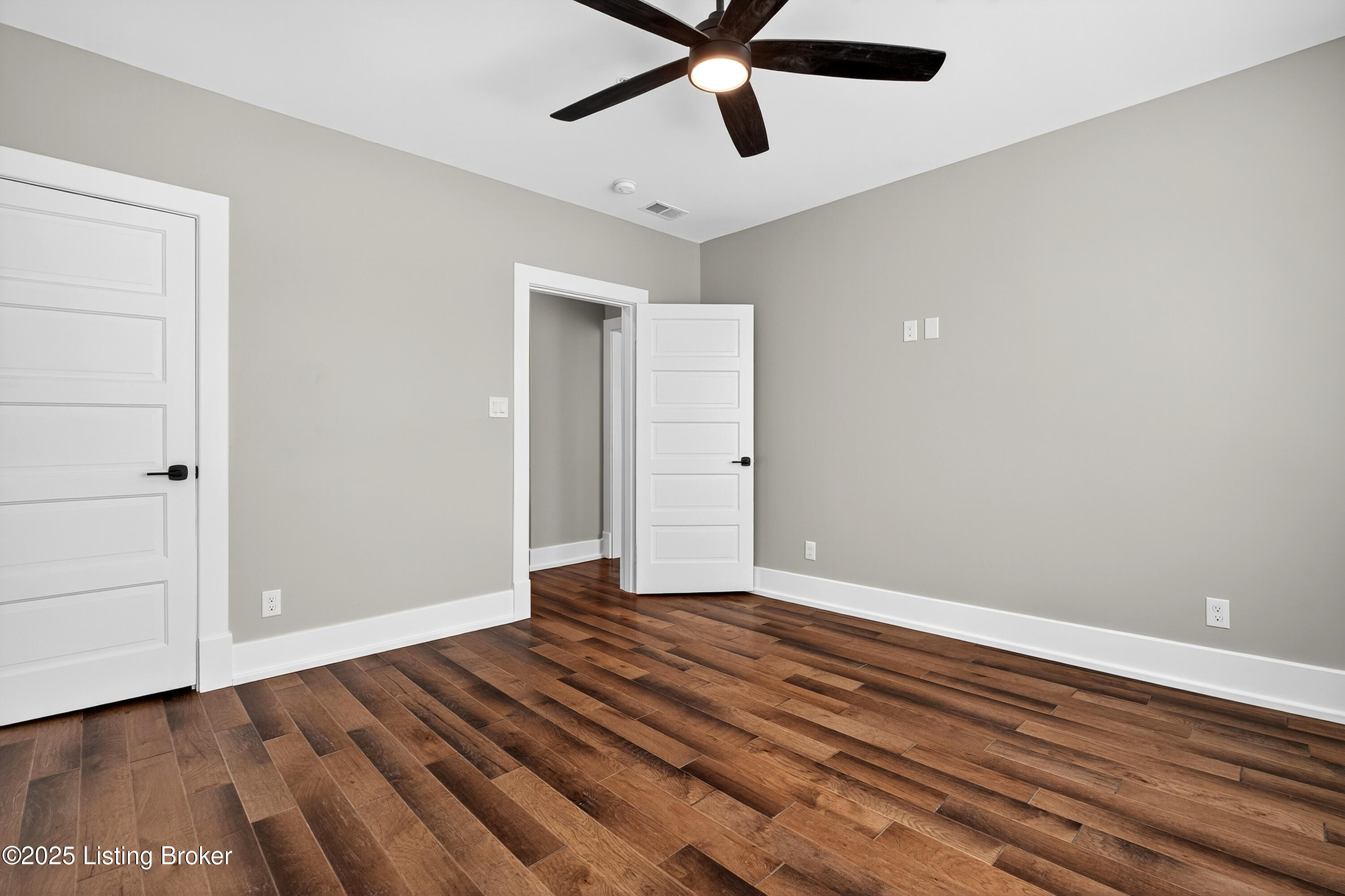 1529 W Market St Property Photo 50