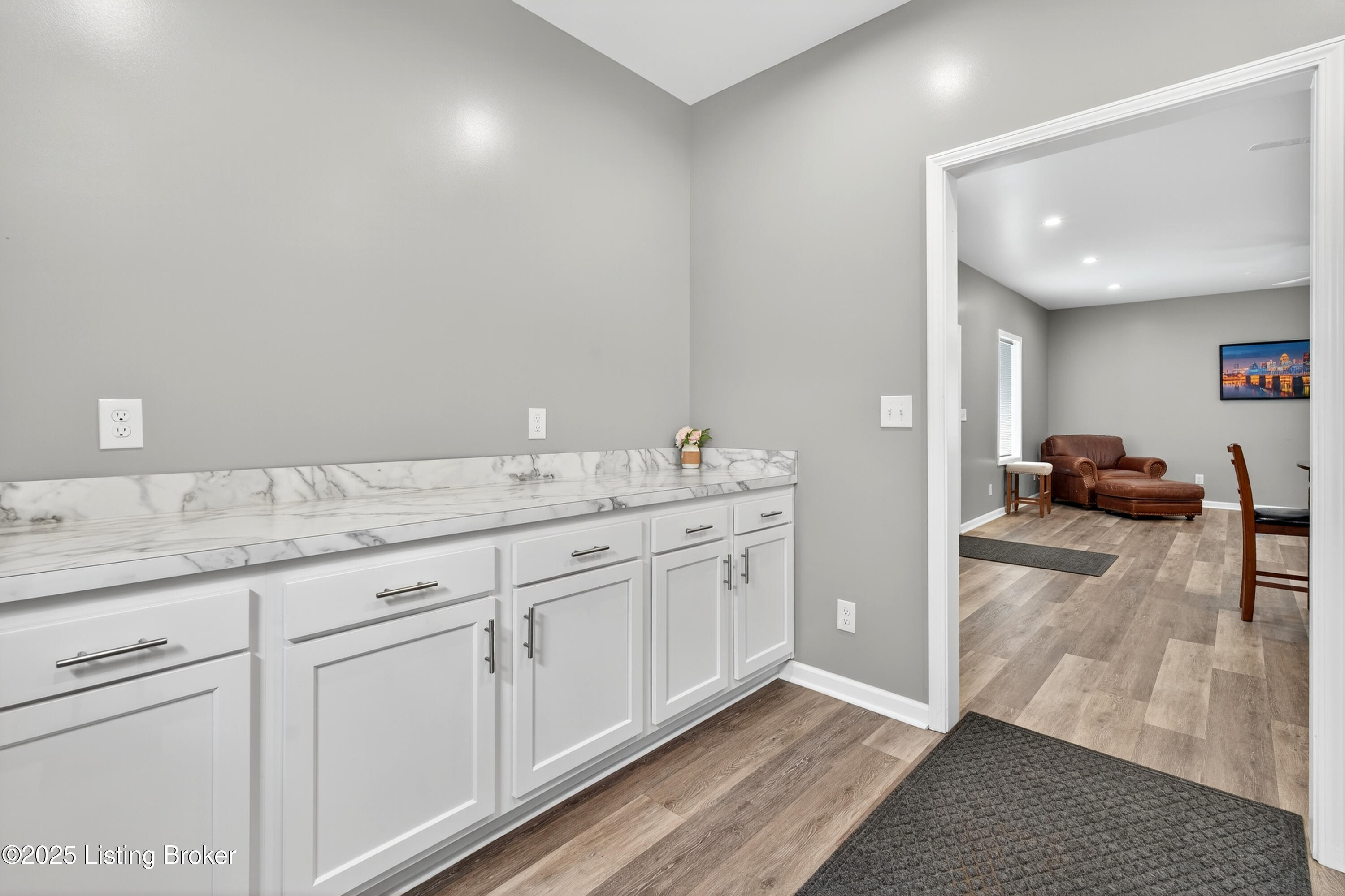 1529 W Market St Property Photo 59