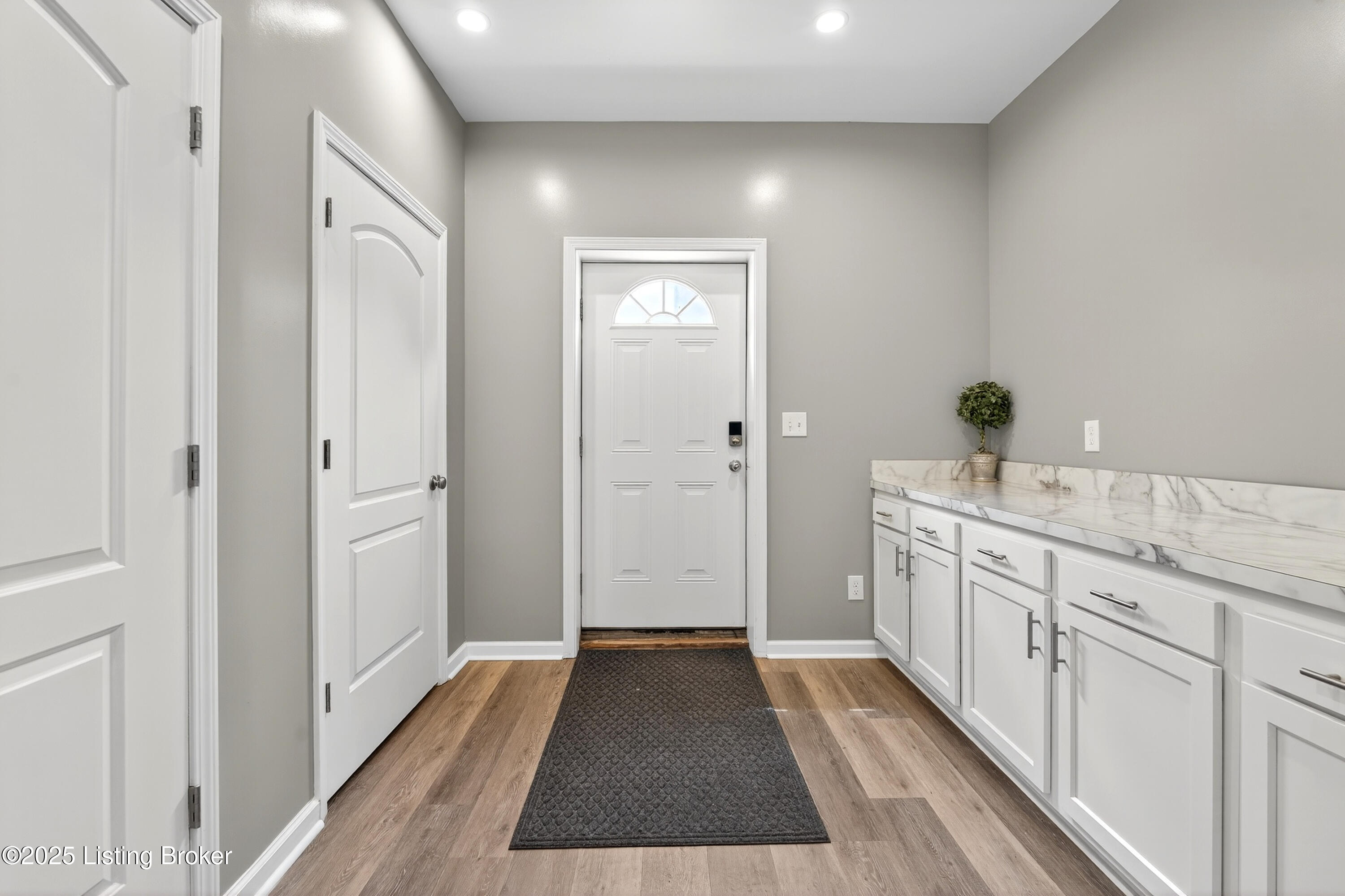 1529 W Market St Property Photo 60
