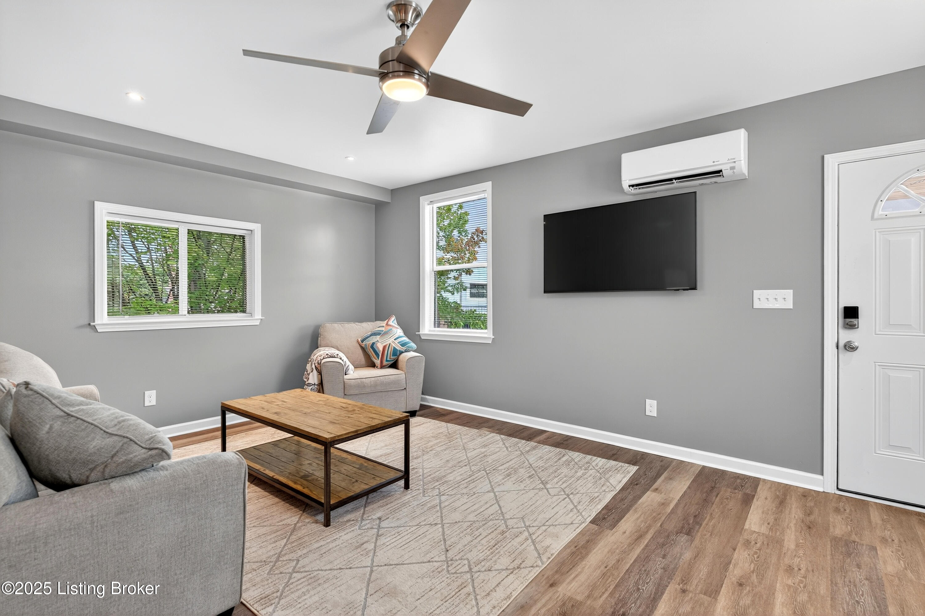 1529 W Market St Property Photo 65