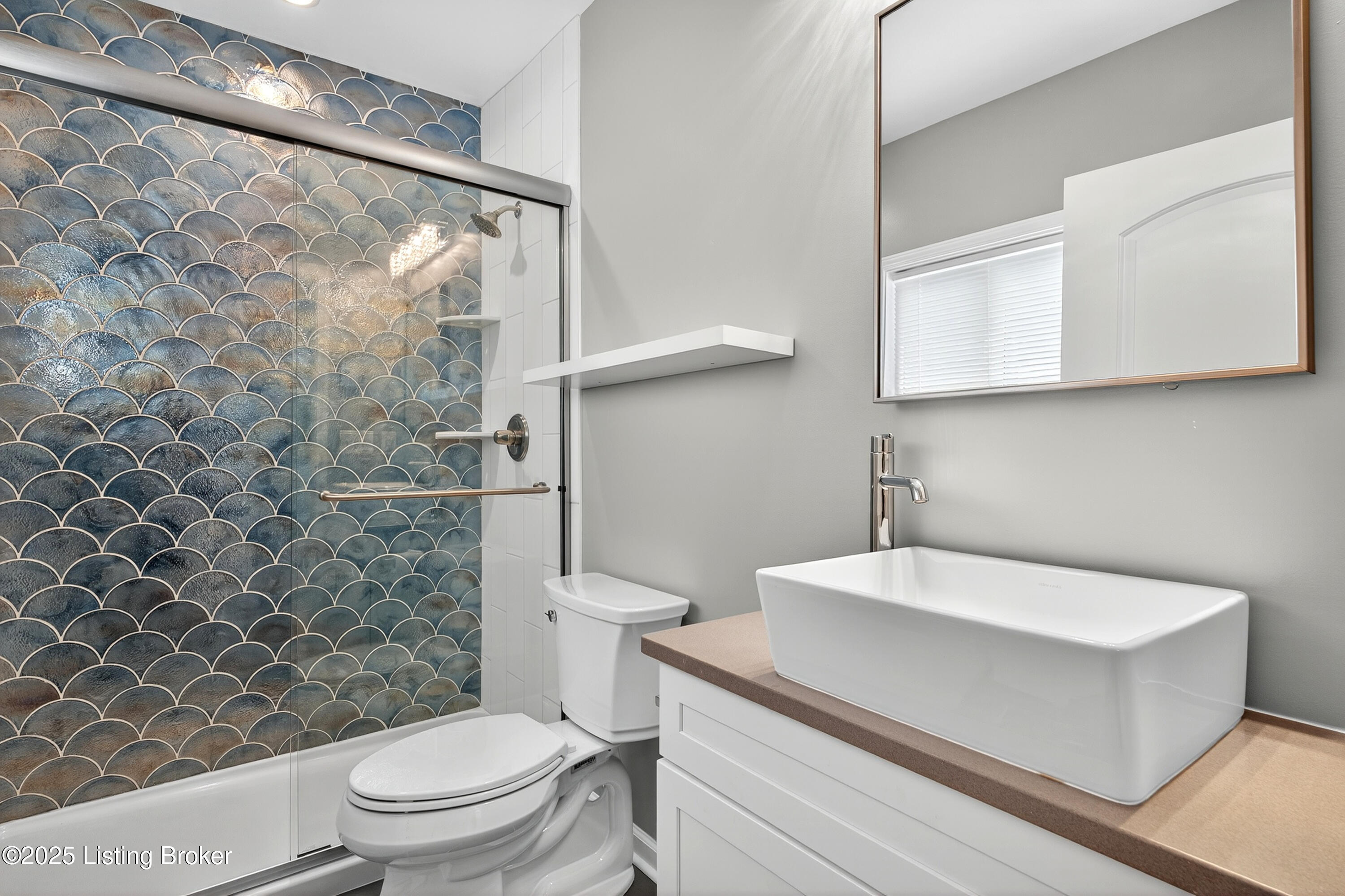 1529 W Market St Property Photo 72