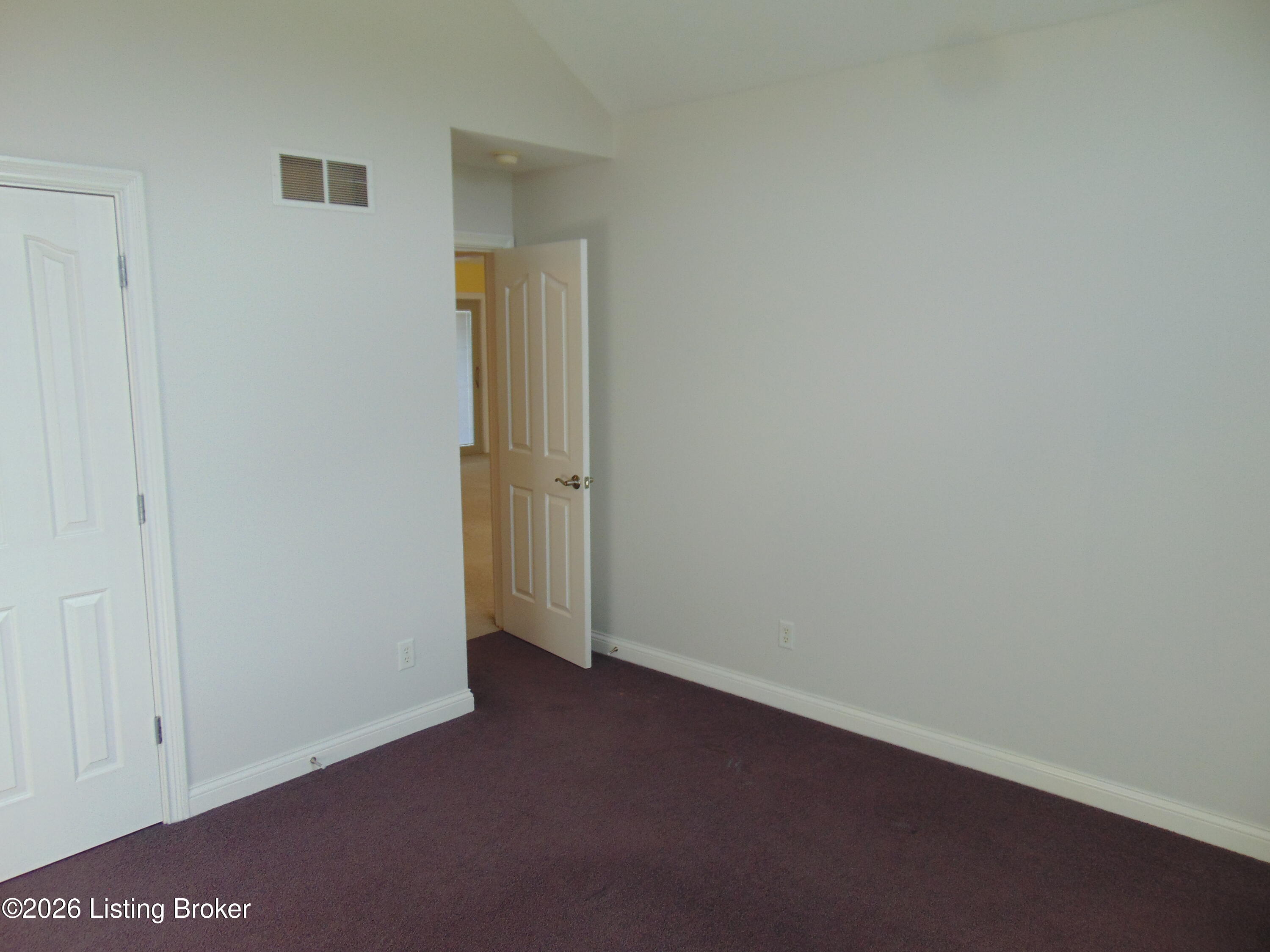 650 Foxmoore Dr Property Photo 26