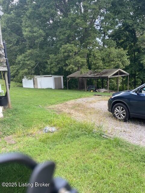 1804 Hickory Grove Rd Property Photo 4