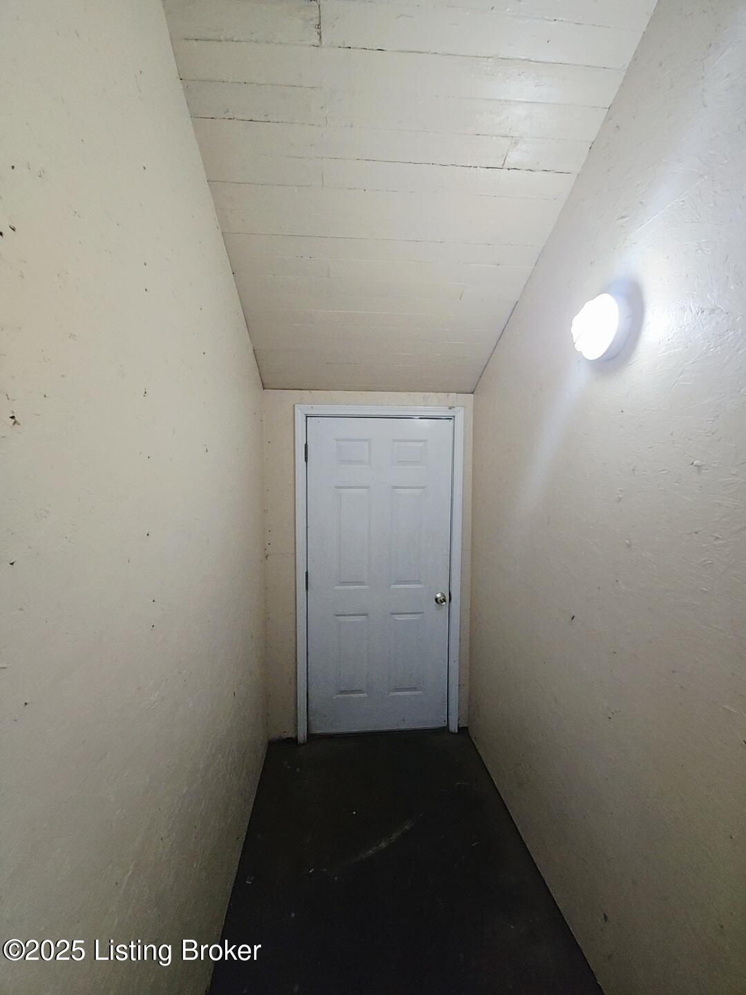 1516 W Chestnut St Property Photo 31