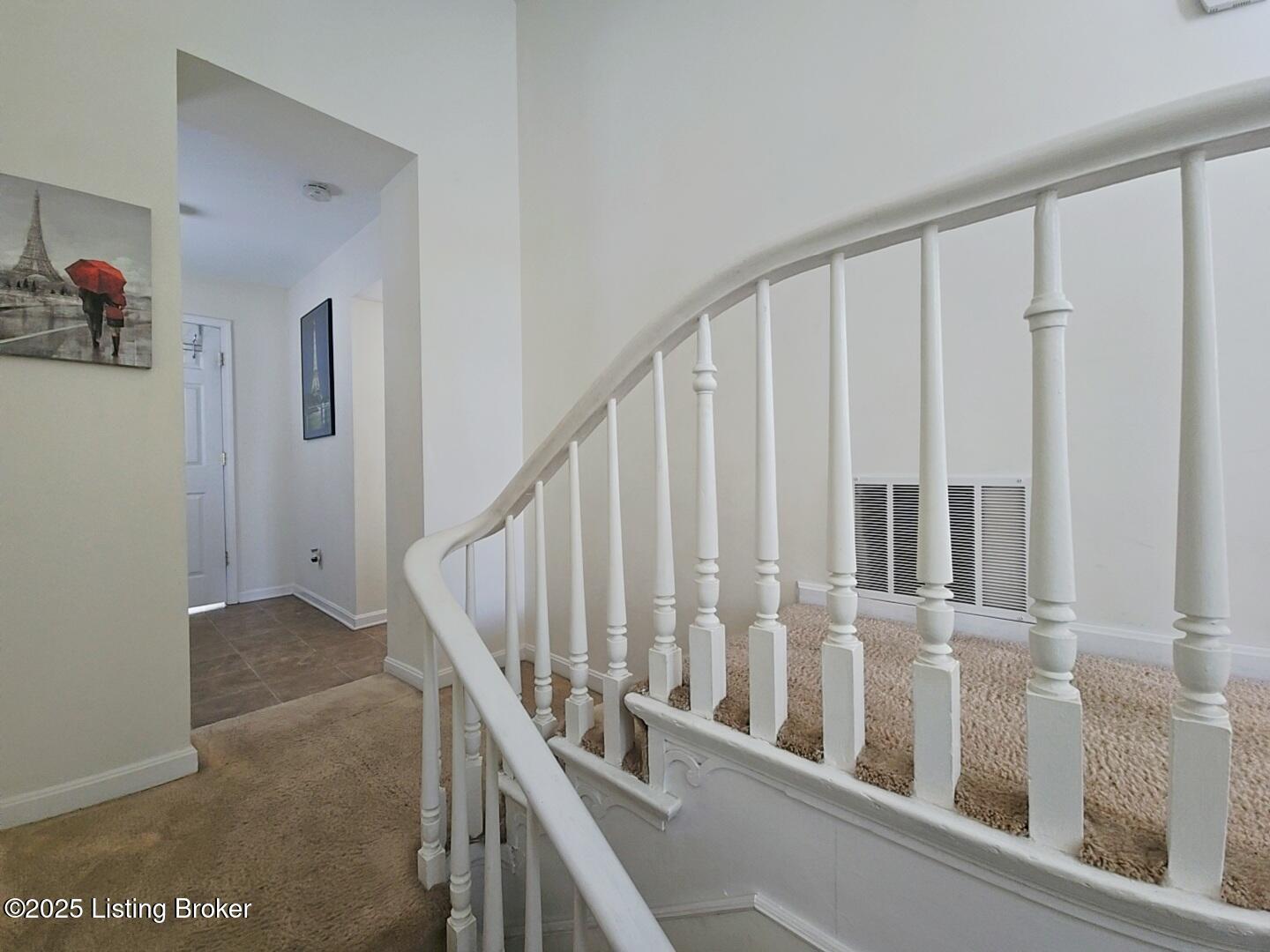 1516 W Chestnut St Property Photo 34