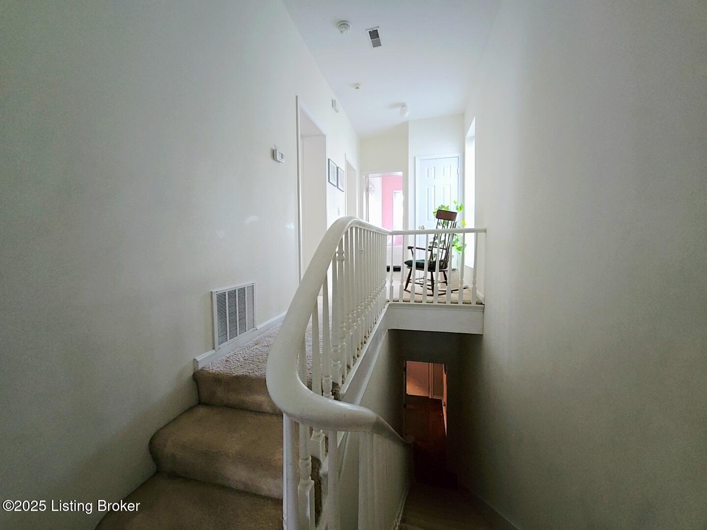 1516 W Chestnut St Property Photo 35