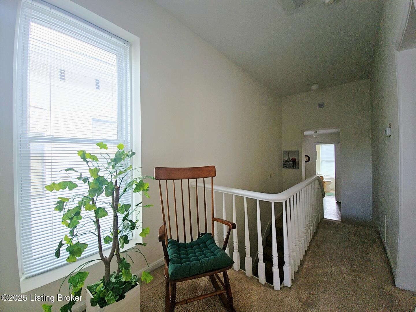 1516 W Chestnut St Property Photo 38