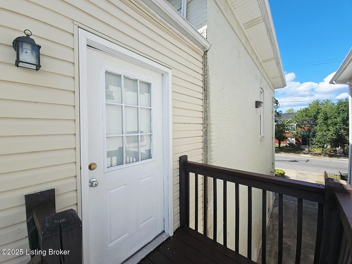 1516 W Chestnut St Property Photo 57