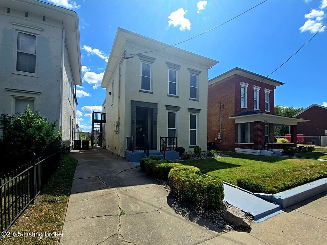 1516 W Chestnut St Property Photo 67