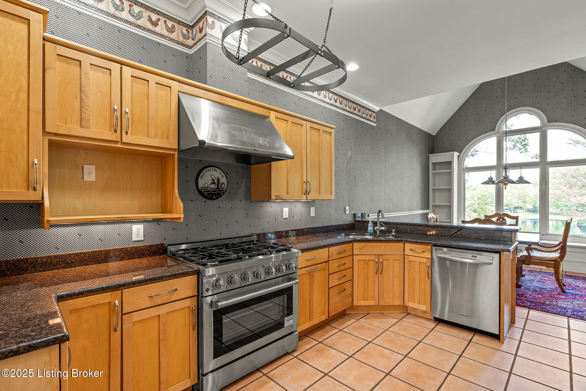 225 Buckland Trace Property Photo 15