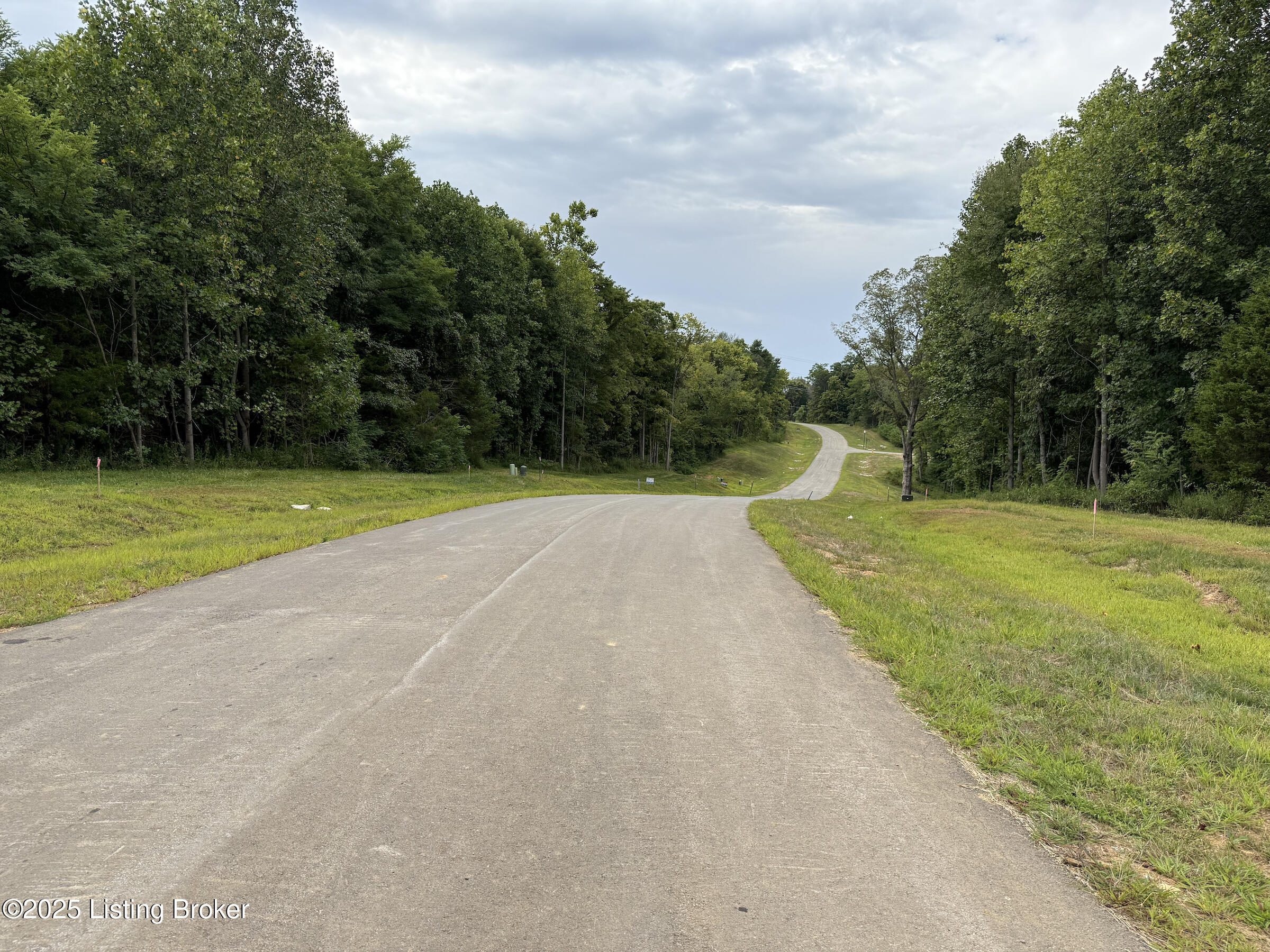 5304 Sycamore Ridge Ln Property Photo 5