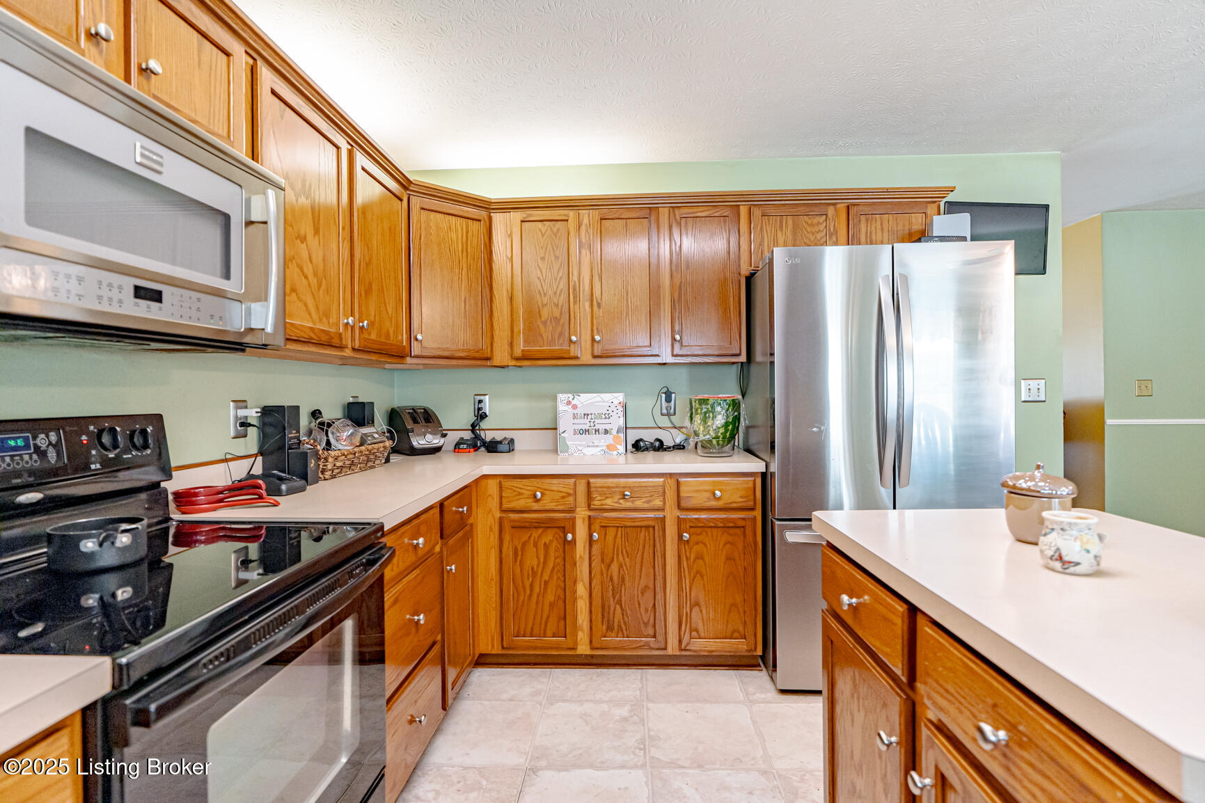 6912 Day Break Ct Property Photo 20