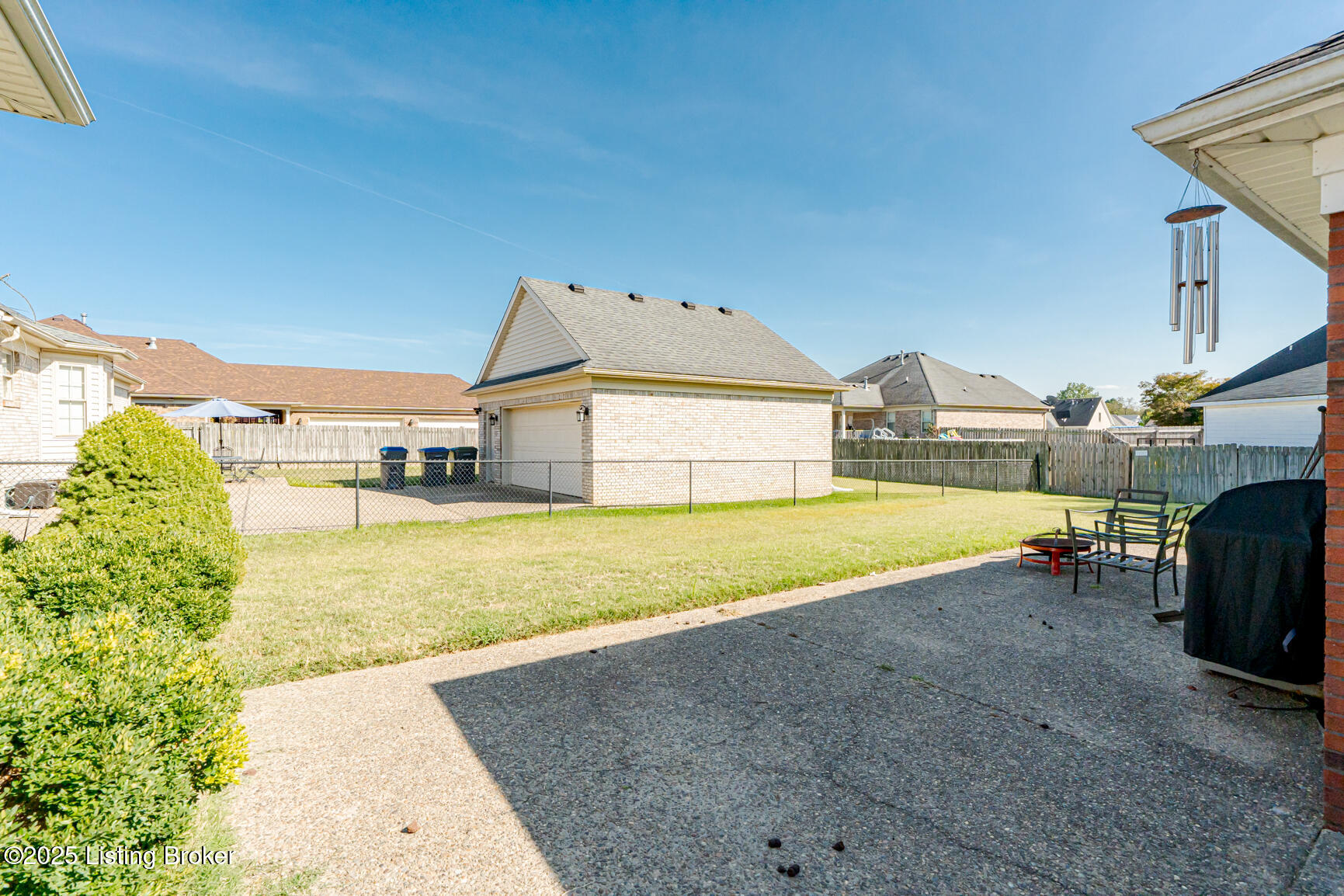 6912 Day Break Ct Property Photo 34