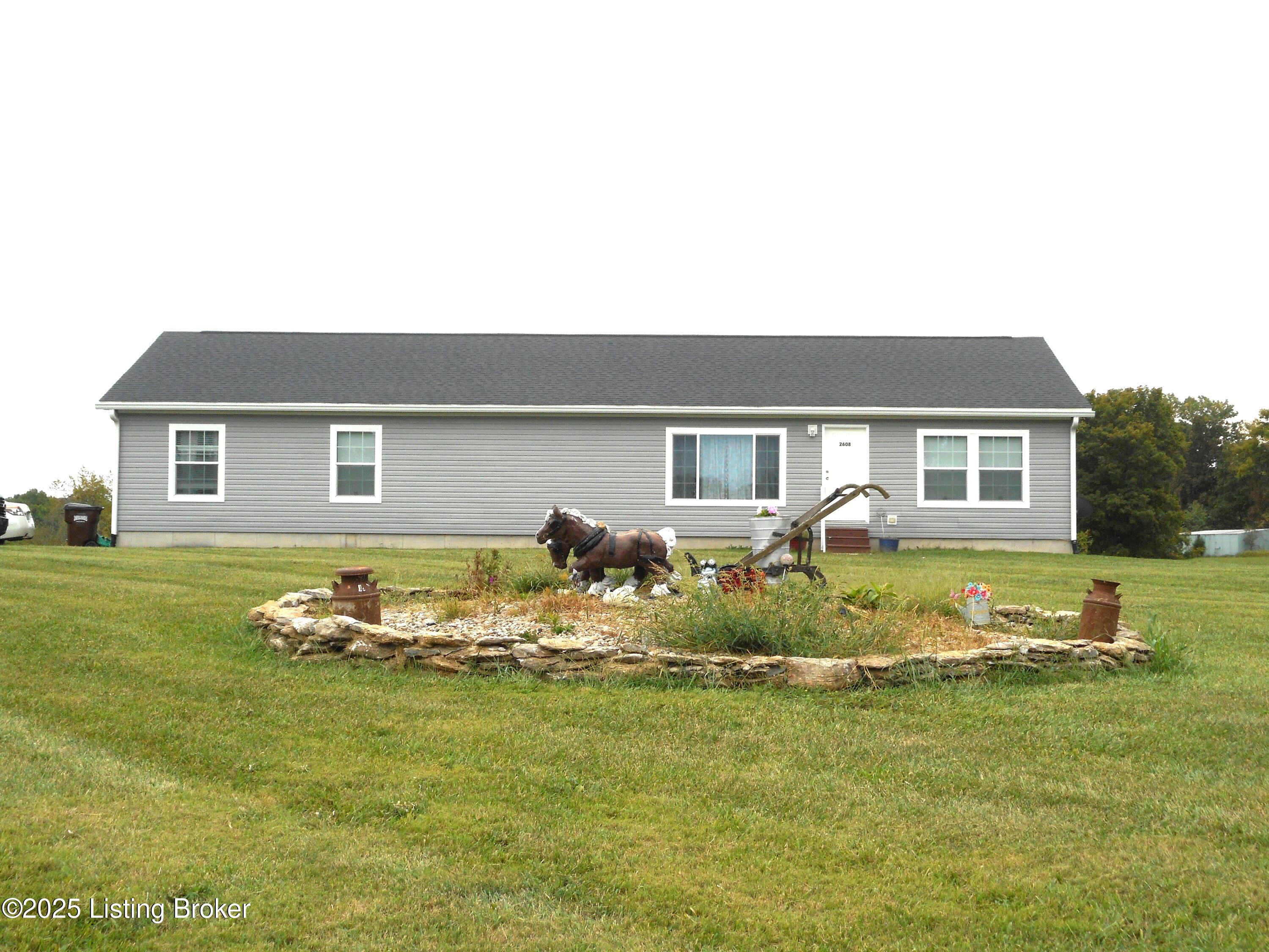 2608 Hickory Ridge Rd Property Photo 1