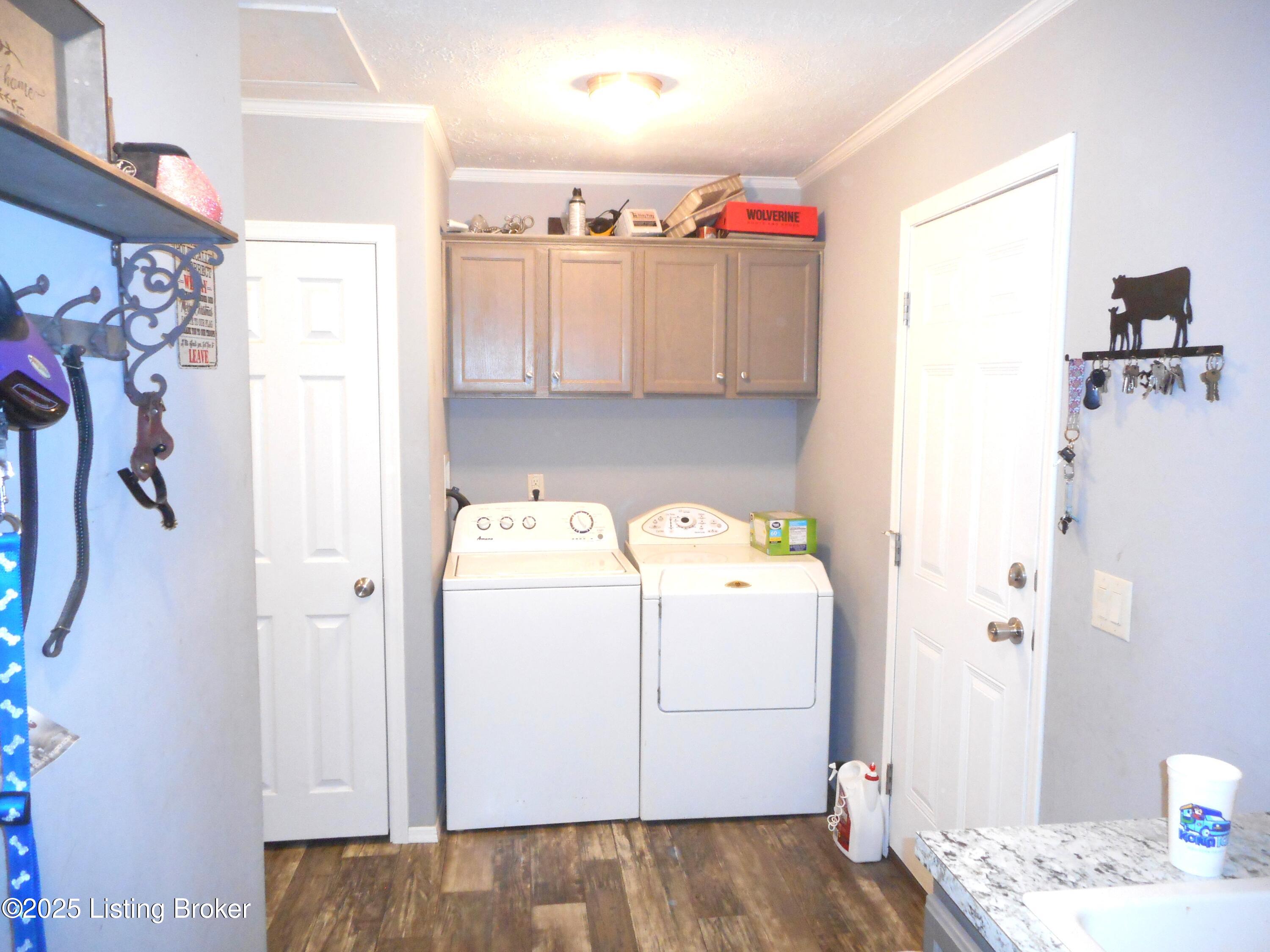 2608 Hickory Ridge Rd Property Photo 11