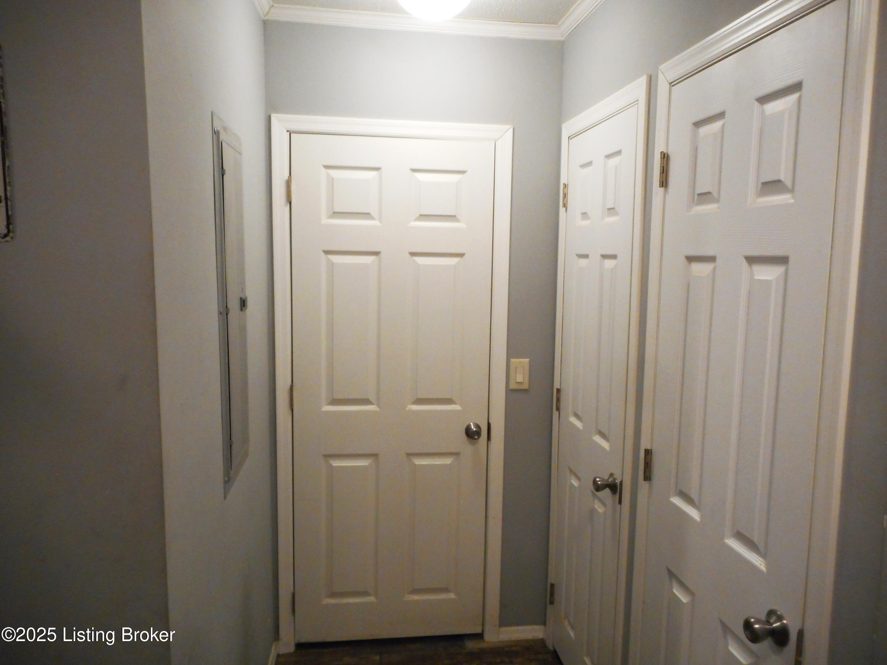 2608 Hickory Ridge Rd Property Photo 12