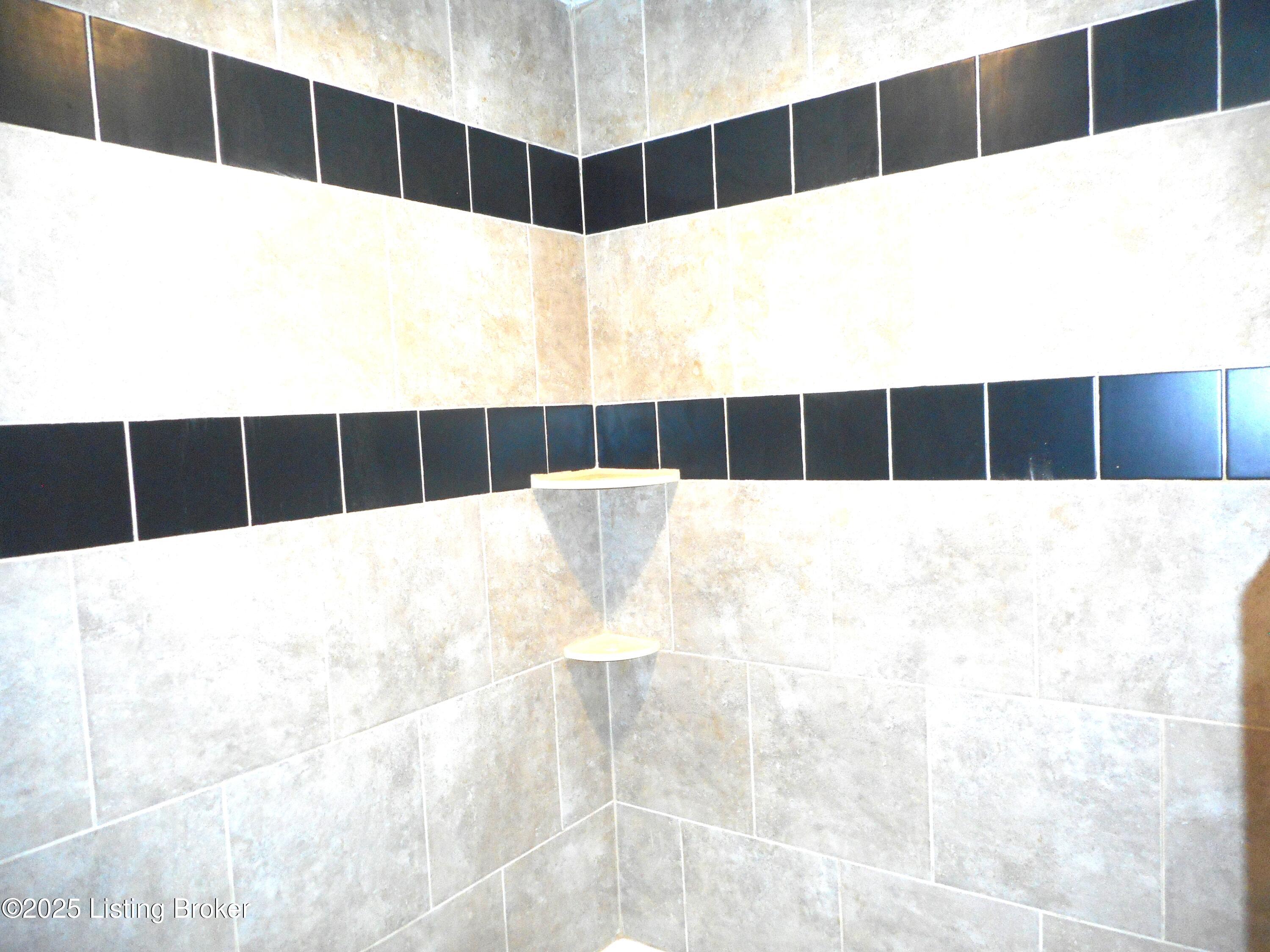 2608 Hickory Ridge Rd Property Photo 25