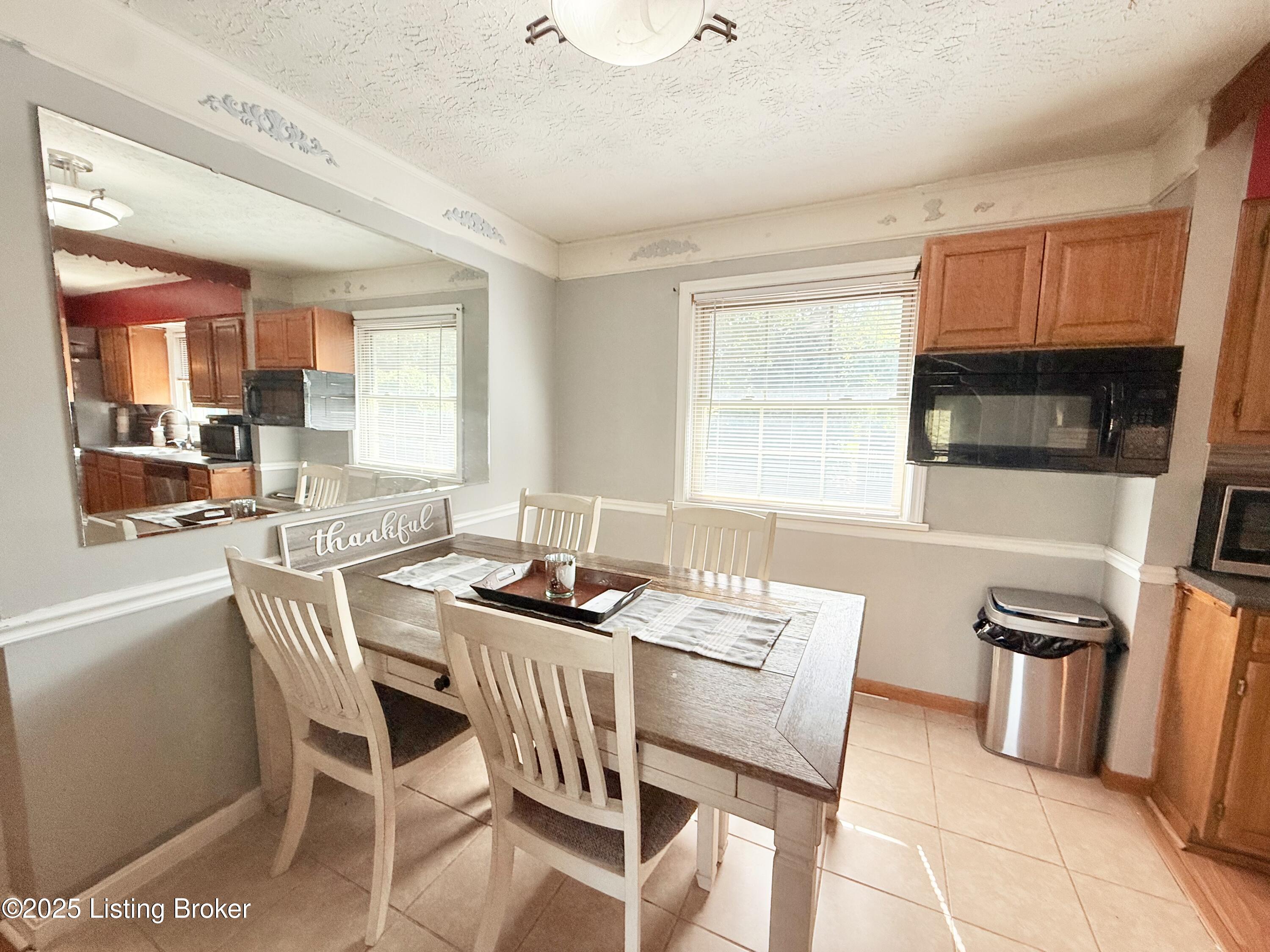 6863 E Hwy 44 Property Photo 6