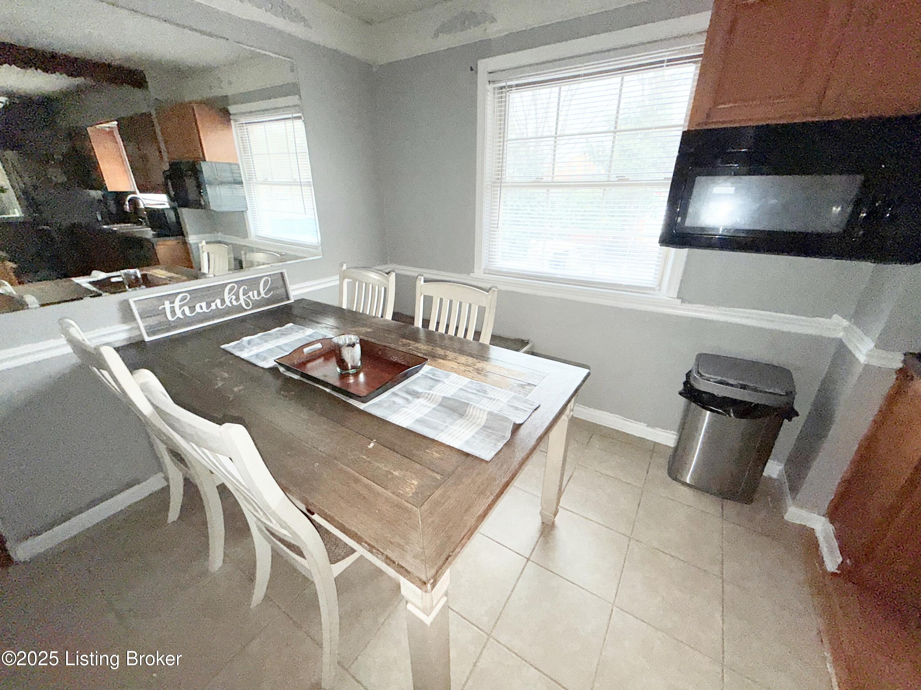 6863 E Hwy 44 Property Photo 8