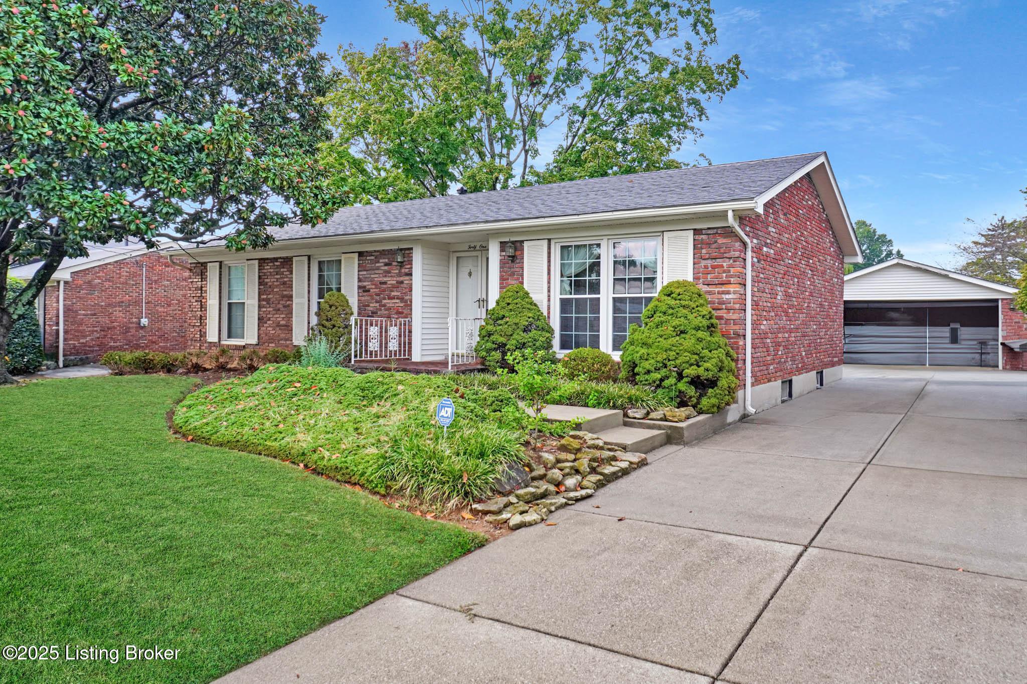 4111 Manner Gate Dr Property Photo 1